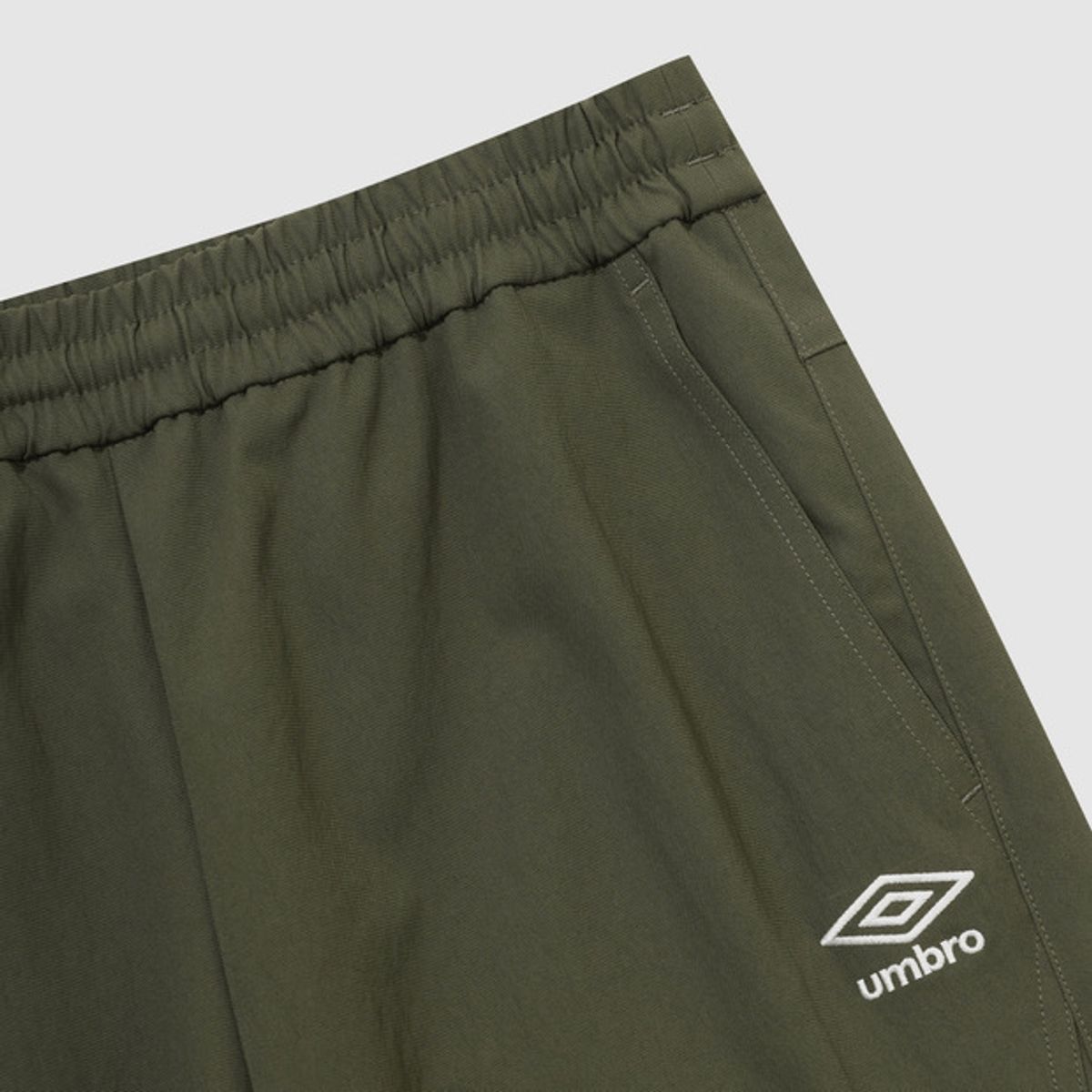 엄브로(UMBRO) 캐주얼 스판 테이퍼드 팬츠 카키 UR123CPT13