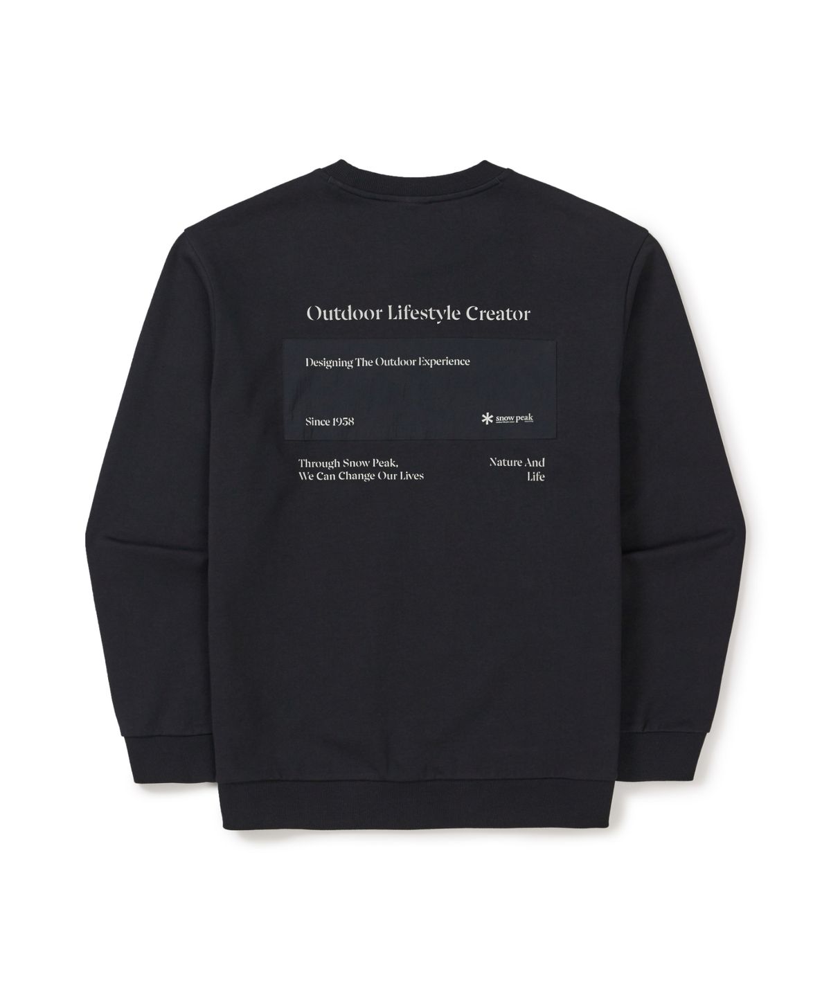 스노우피크 어패럴(SNOWPEAK APPAREL) 랜드 레터링 우븐 패치 맨투맨 (S26SMFHT54) Navy