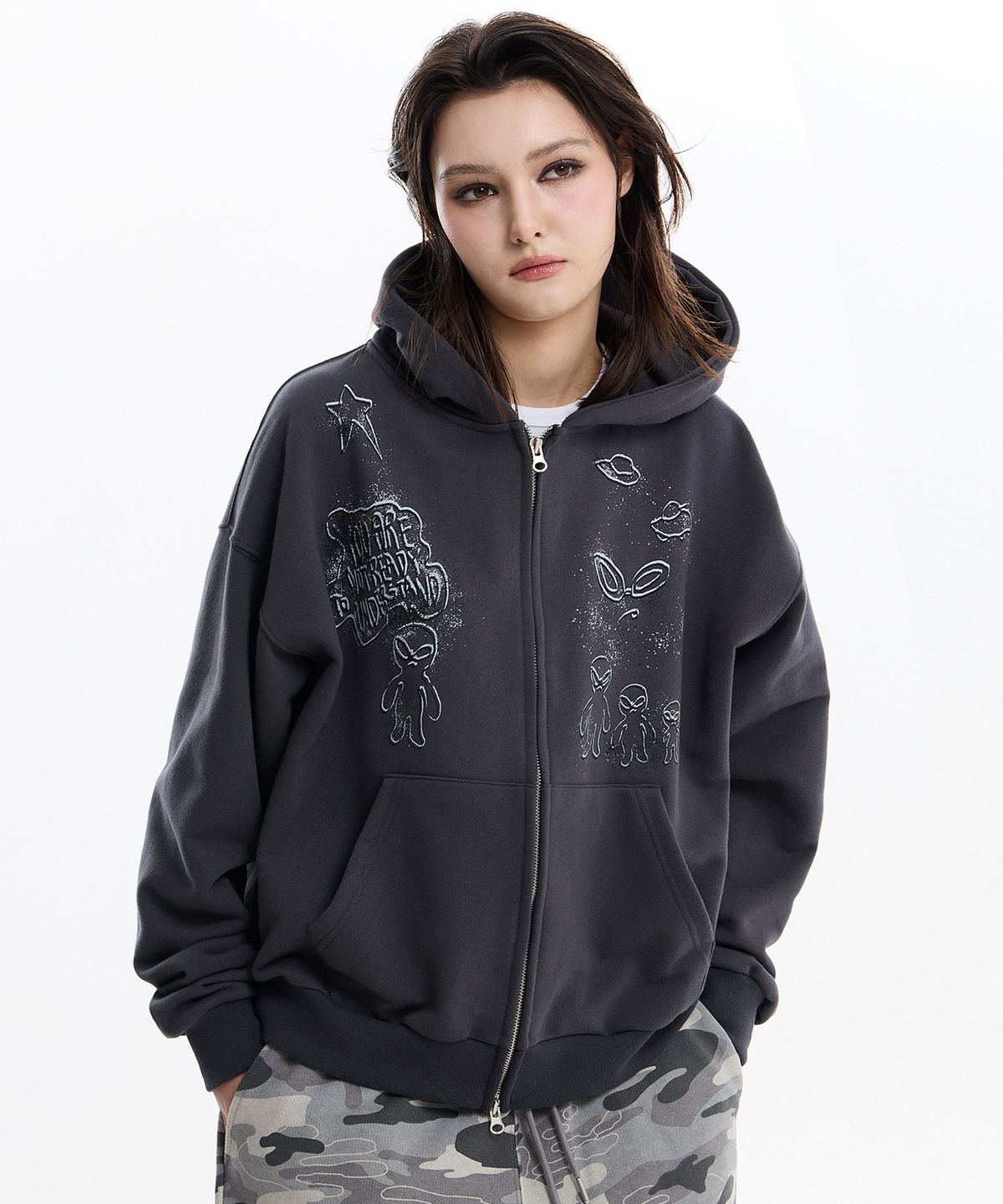 후드후드(HOODHOOD) 두들 에일리언 후드 집업 차콜