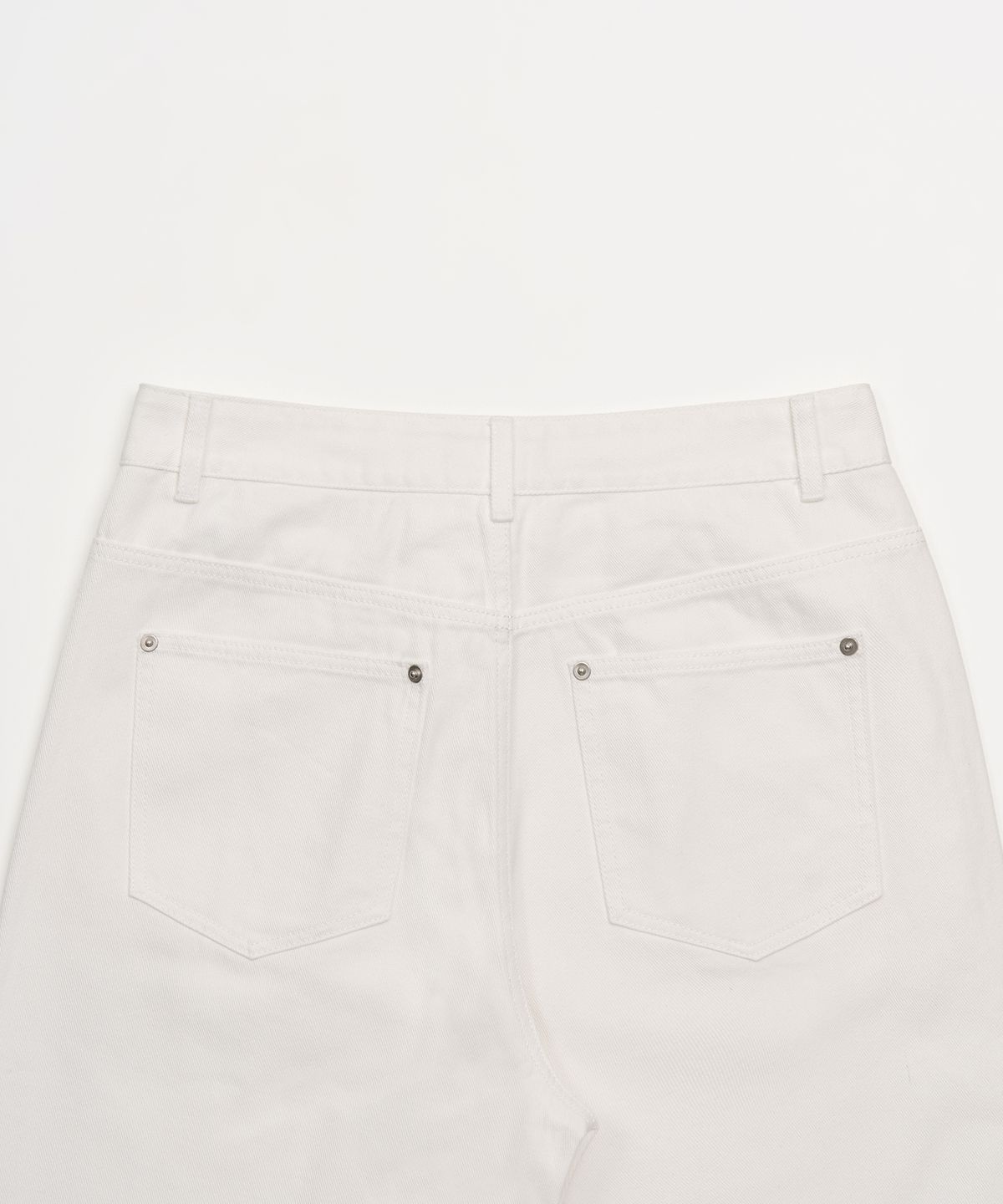 토피(TOFFEE) 딥 커브드 데님 팬츠 (WHITE)