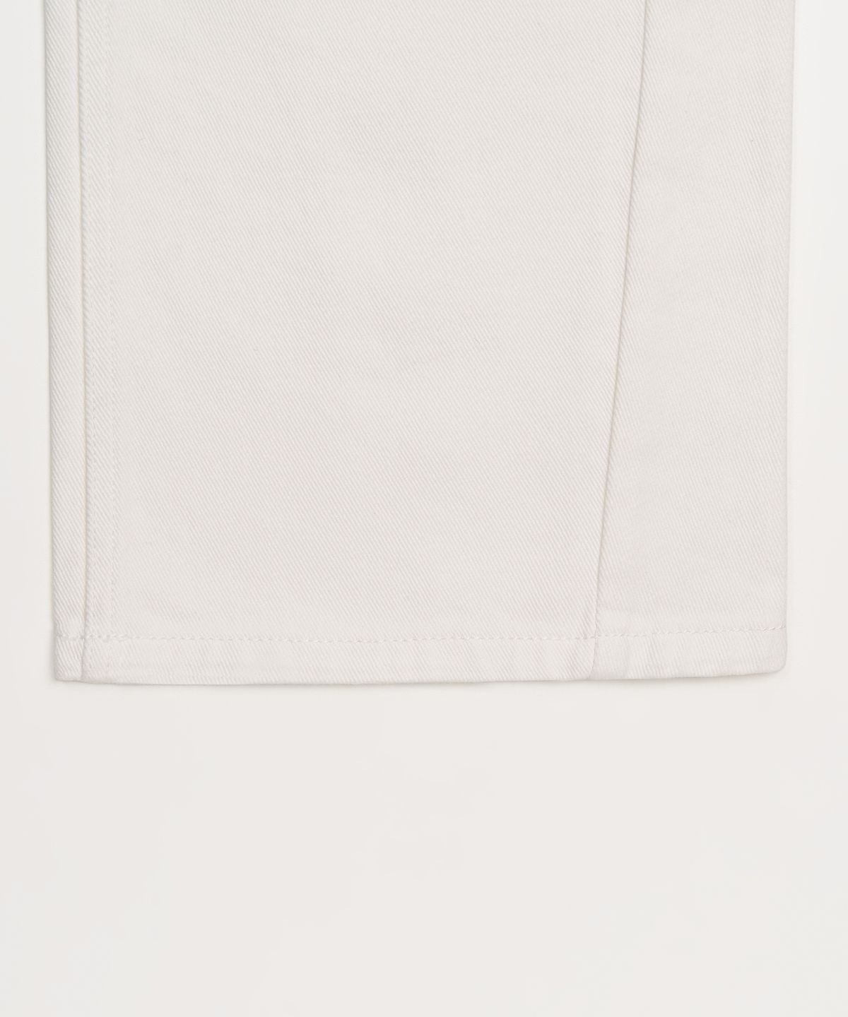 토피(TOFFEE) 딥 커브드 데님 팬츠 (WHITE)