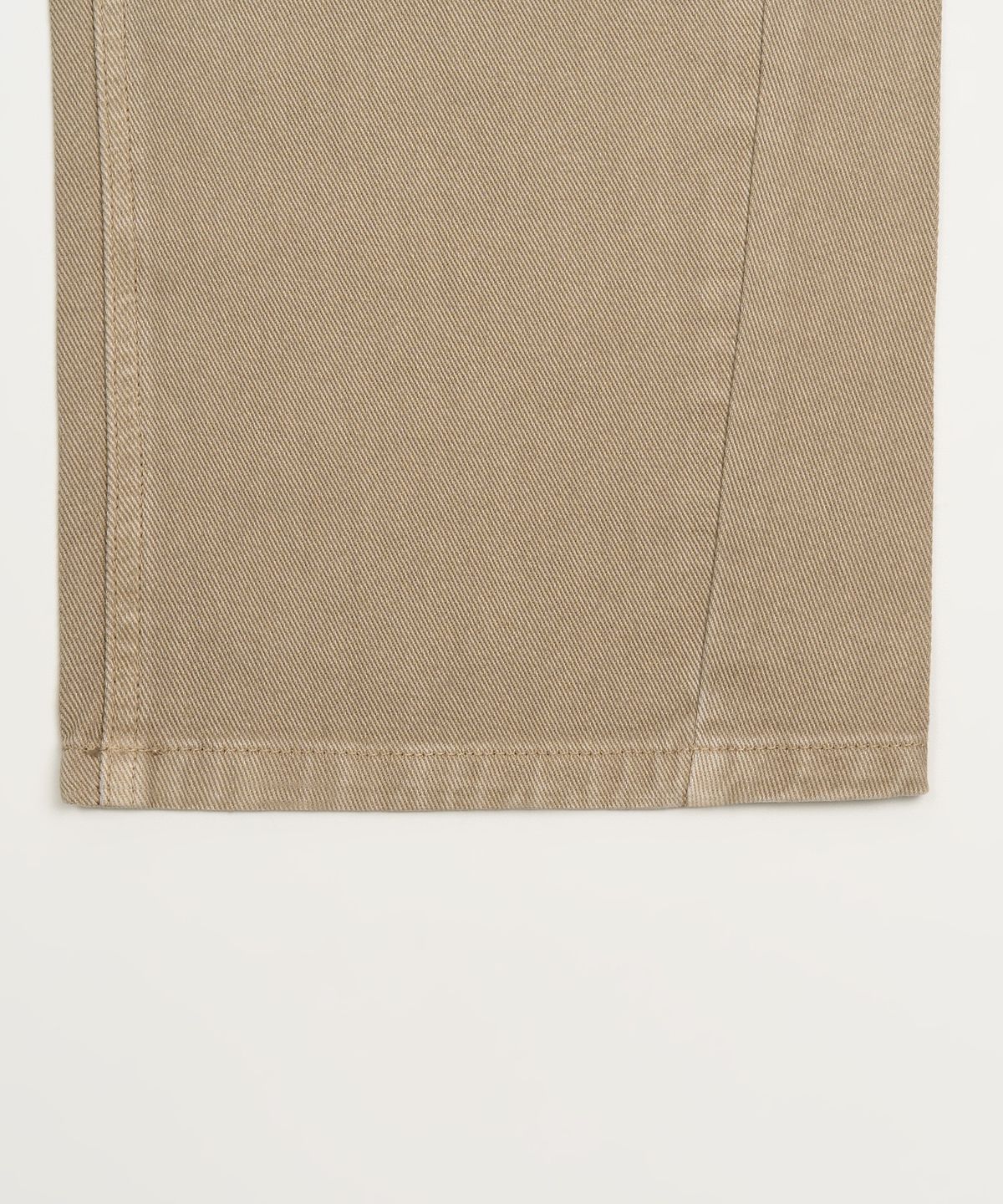 토피(TOFFEE) 딥 커브드 데님 팬츠 (BEIGE)