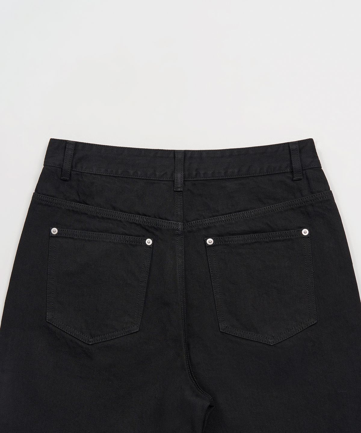 토피(TOFFEE) 딥 커브드 데님 팬츠 (BLACK)