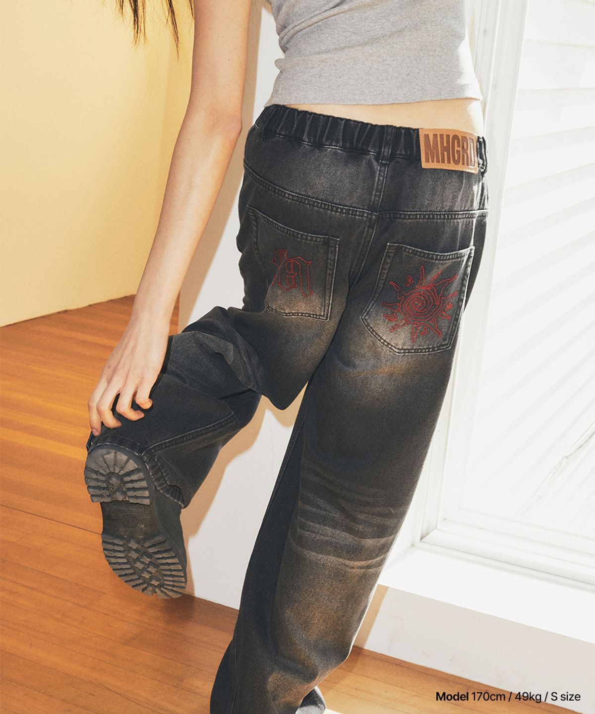 마하그리드(MAHAGRID) SOLAR EMB DENIM PANT BLACK(MG2GSMD110A)