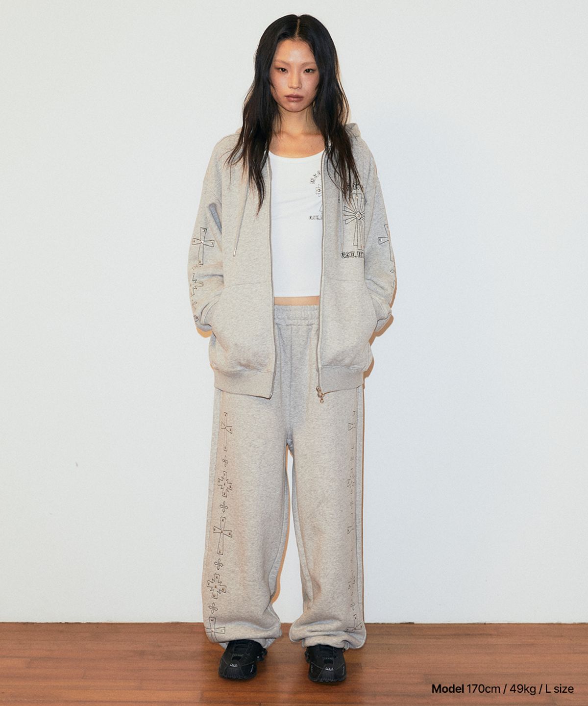 마하그리드(MAHAGRID) CROSS STUD HOOD ZIP UP GREY(MG2GSMM480A)