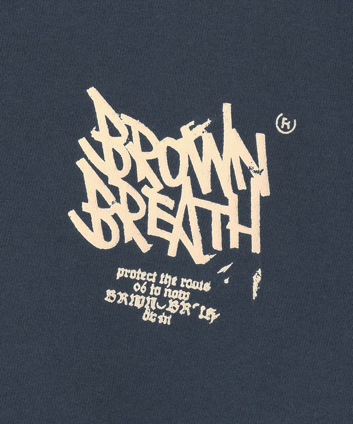브라운브레스(BROWNBREATH) CRACKED TAG CREWNECK - BLUE