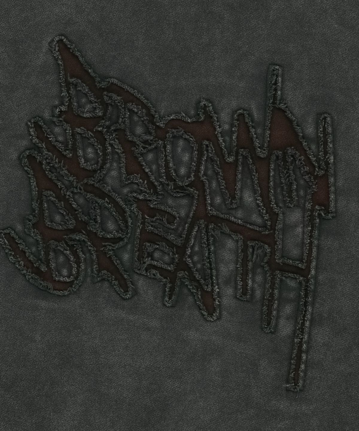 브라운브레스(BROWNBREATH) WASHED TAG HOODIE - CHARCOAL