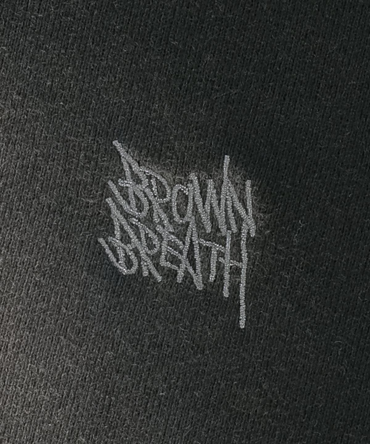 브라운브레스(BROWNBREATH) SPRAYED TAG HOOD ZIP UP - BLACK
