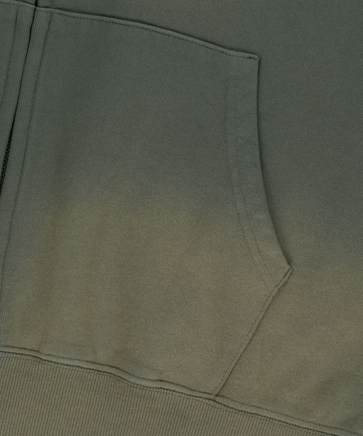 브라운브레스(BROWNBREATH) SPRAYED TAG HOOD ZIP UP - KHAKI