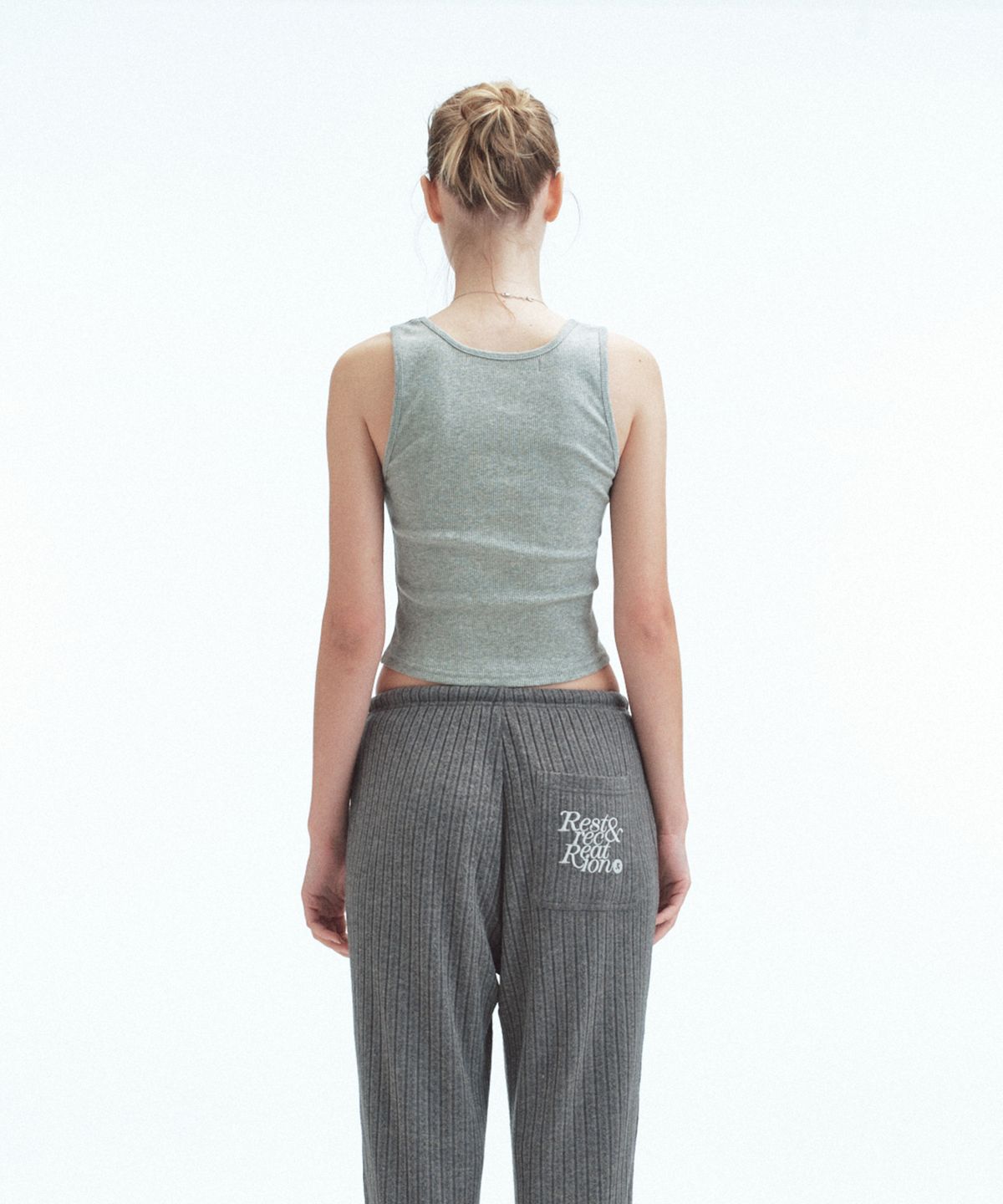 레스트앤레크레이션(REST&RECREATION) SHORT TANK TOP - GREY