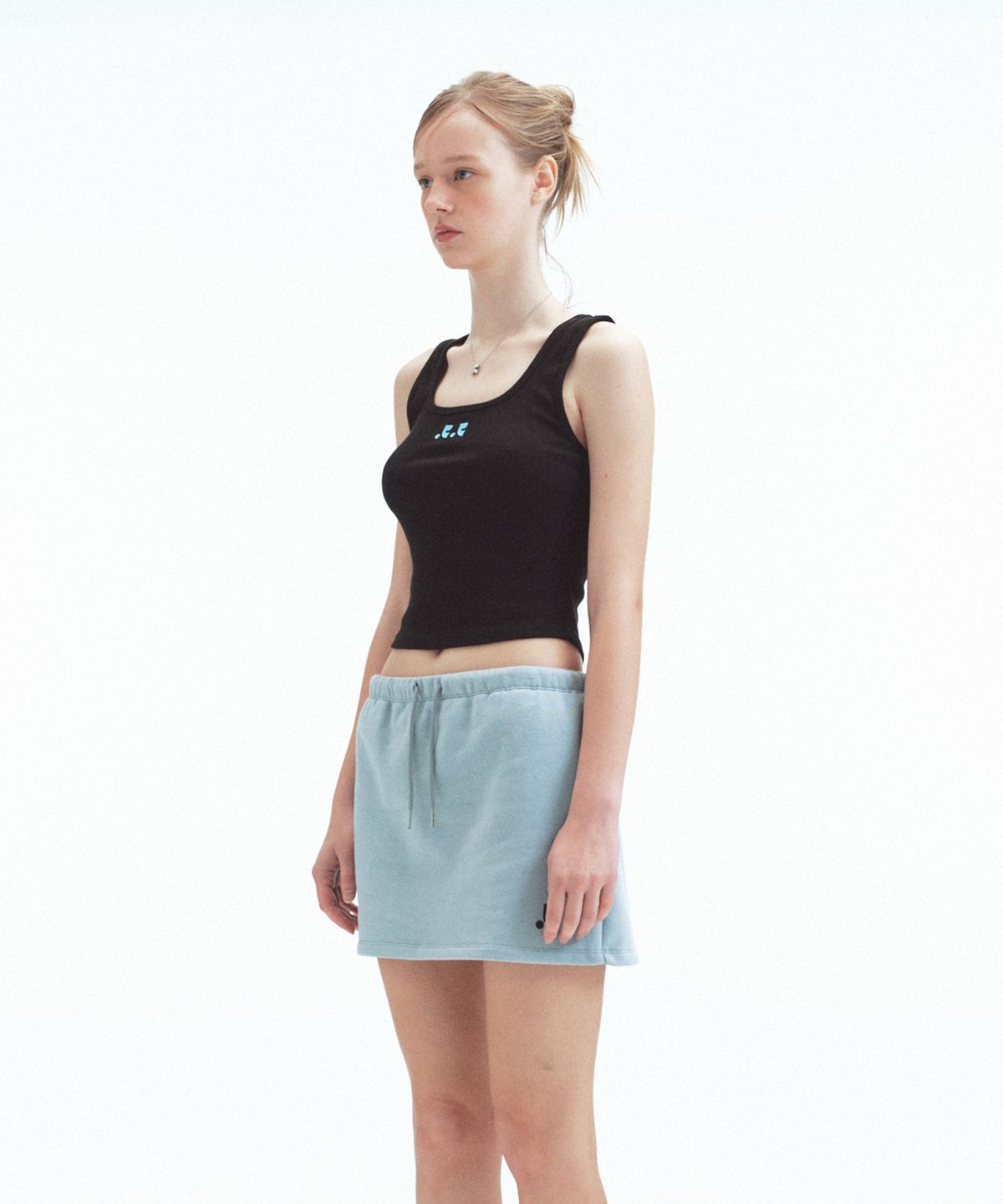 레스트앤레크레이션(REST&RECREATION) SHORT TANK TOP - BLACK