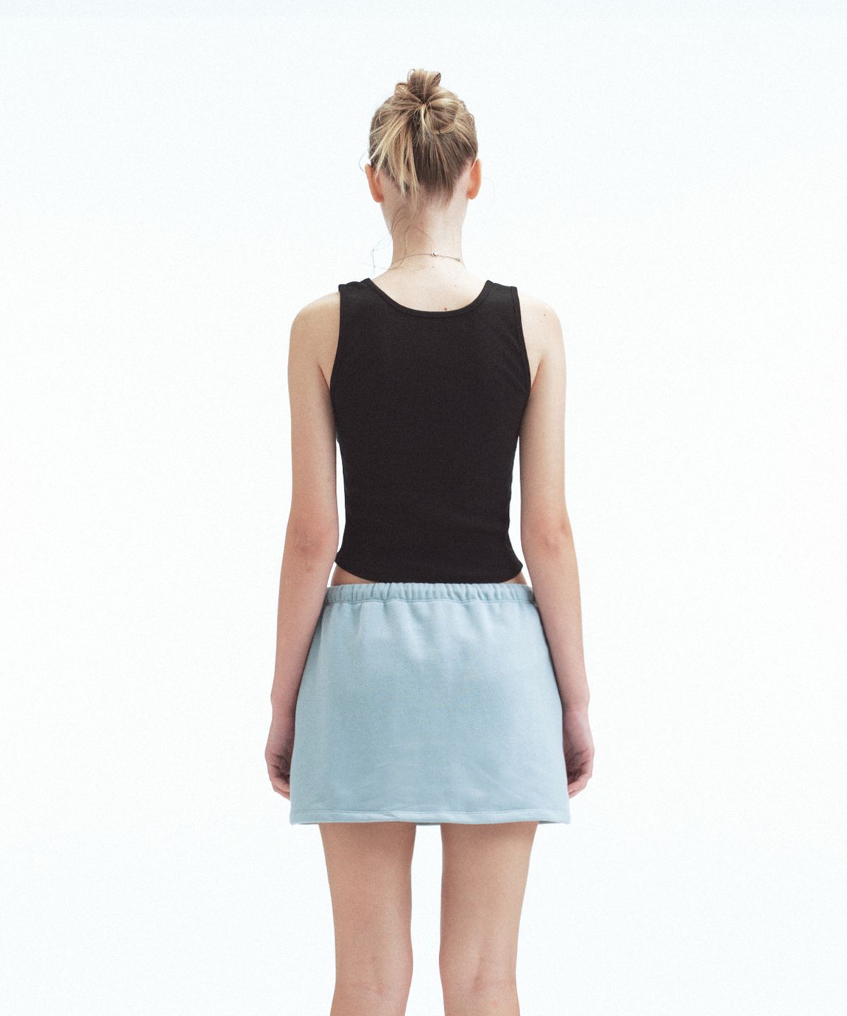 레스트앤레크레이션(REST&RECREATION) SHORT TANK TOP - BLACK