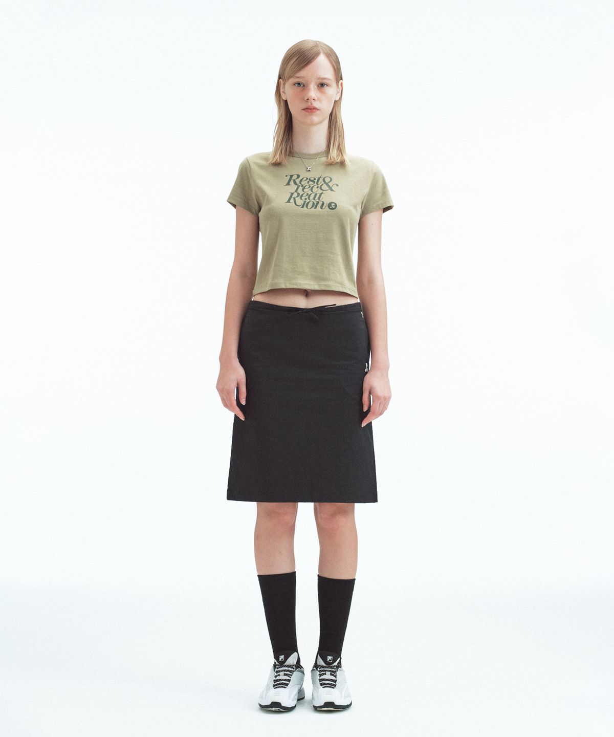 레스트앤레크레이션(REST&RECREATION) BASIC LOGO T-SHIRT - KHAKI