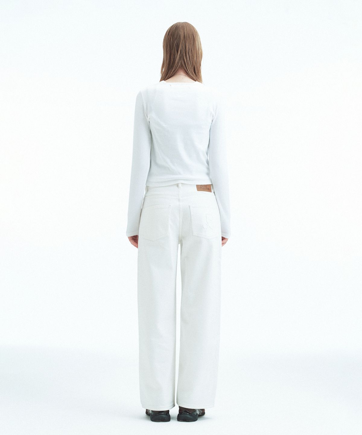 레스트앤레크레이션(REST&RECREATION) TIE LONG SLEEVE TOP - WHITE