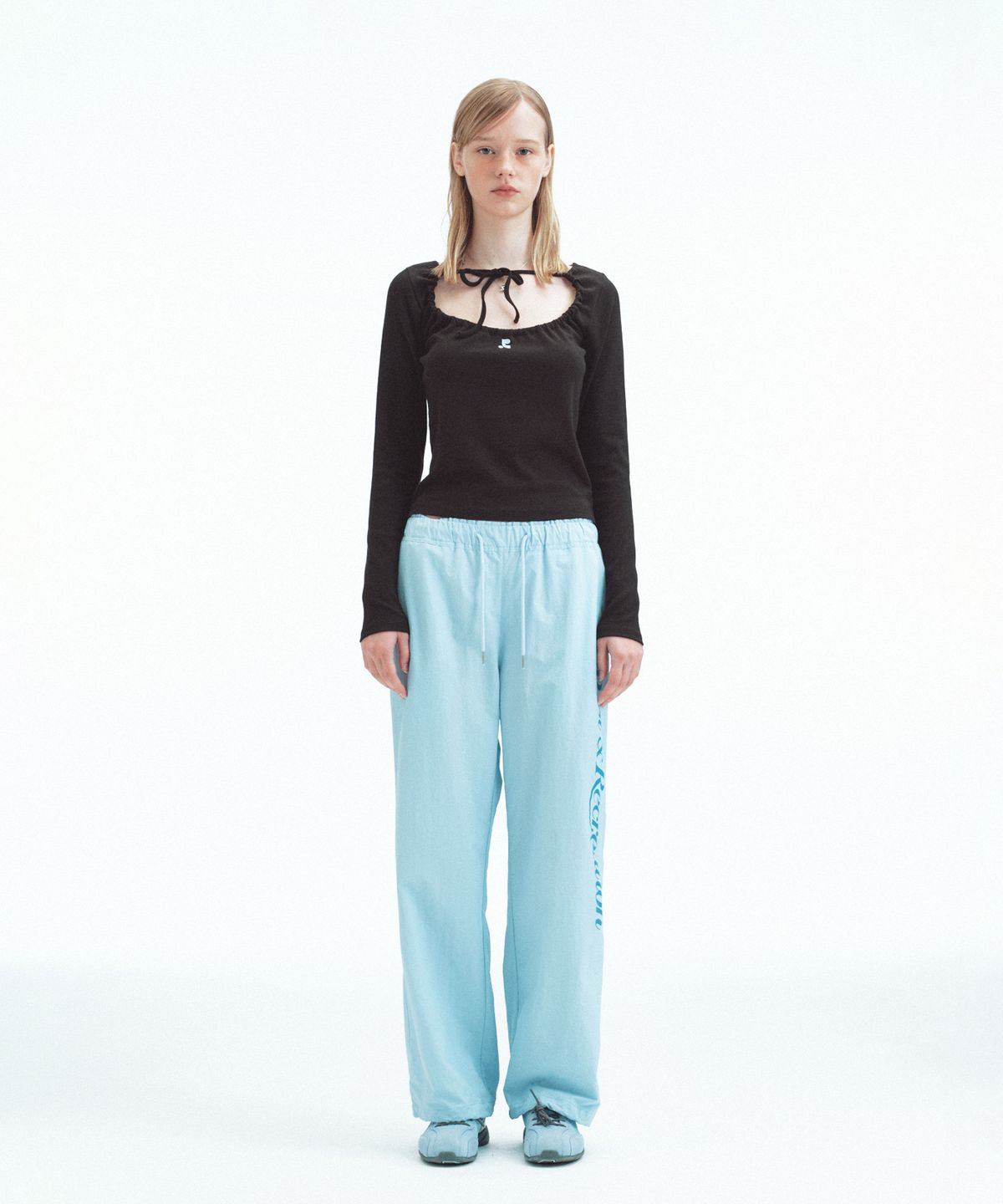 레스트앤레크레이션(REST&RECREATION) TIE LONG SLEEVE TOP - BLACK