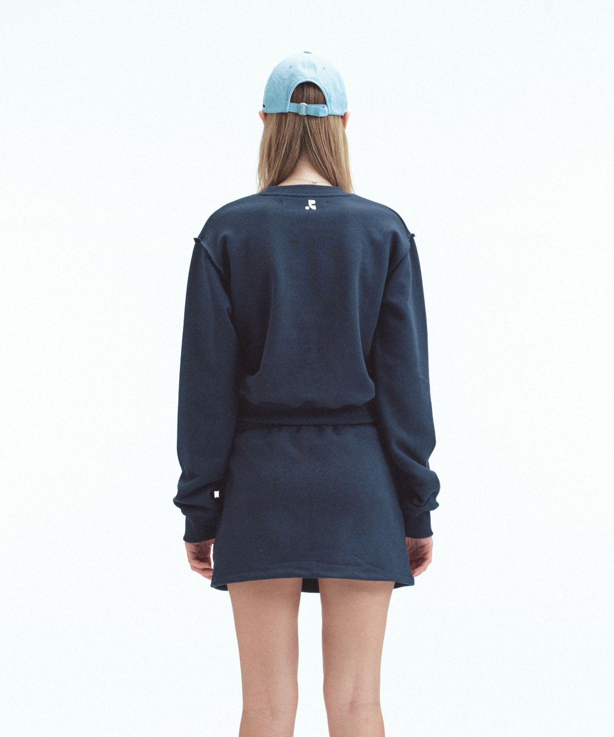 레스트앤레크레이션(REST&RECREATION) POCKET SWEATSHIRT - NAVY