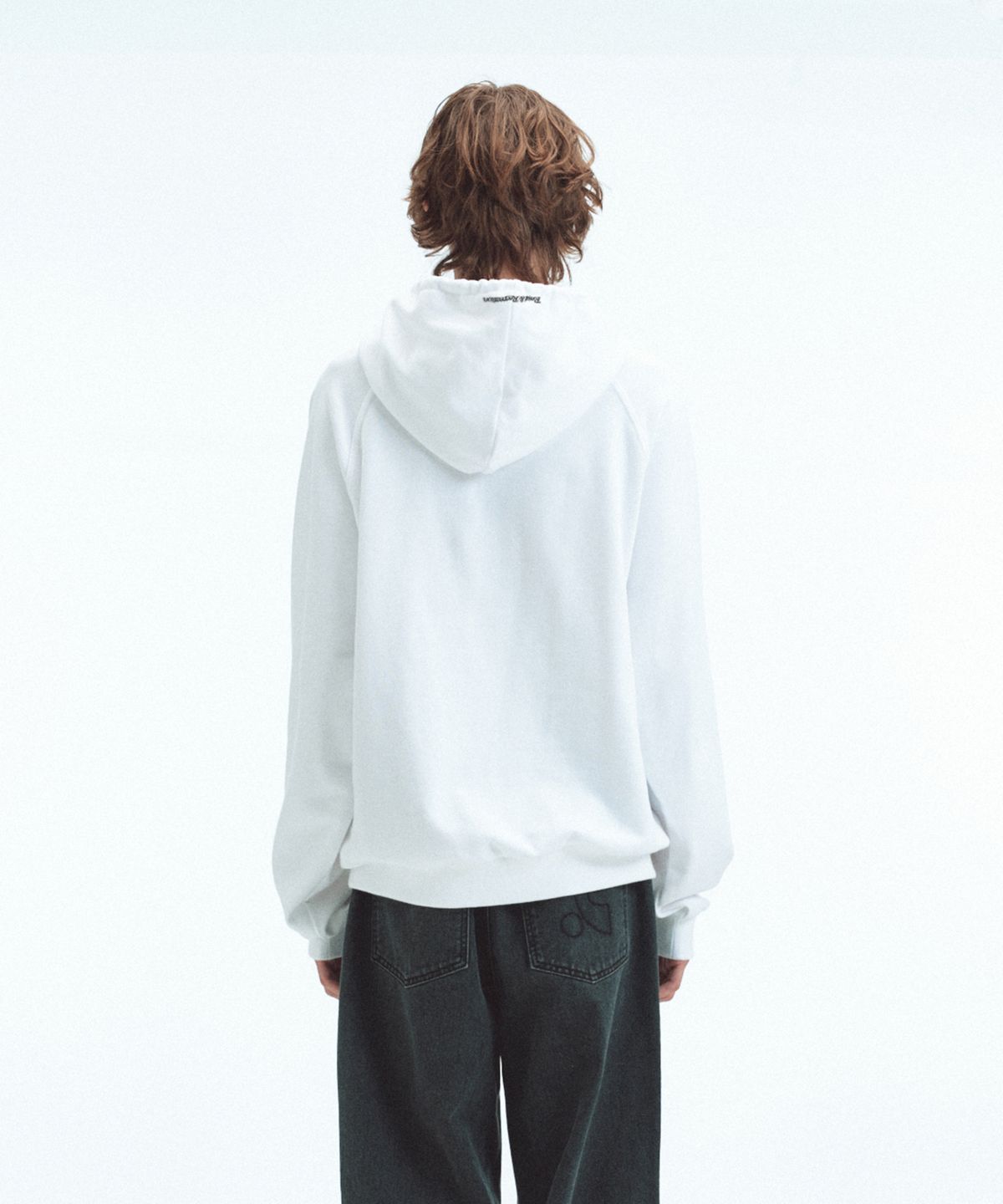 레스트앤레크레이션(REST&RECREATION) OVERSIZED RAGLAN HOODIE - WHITE