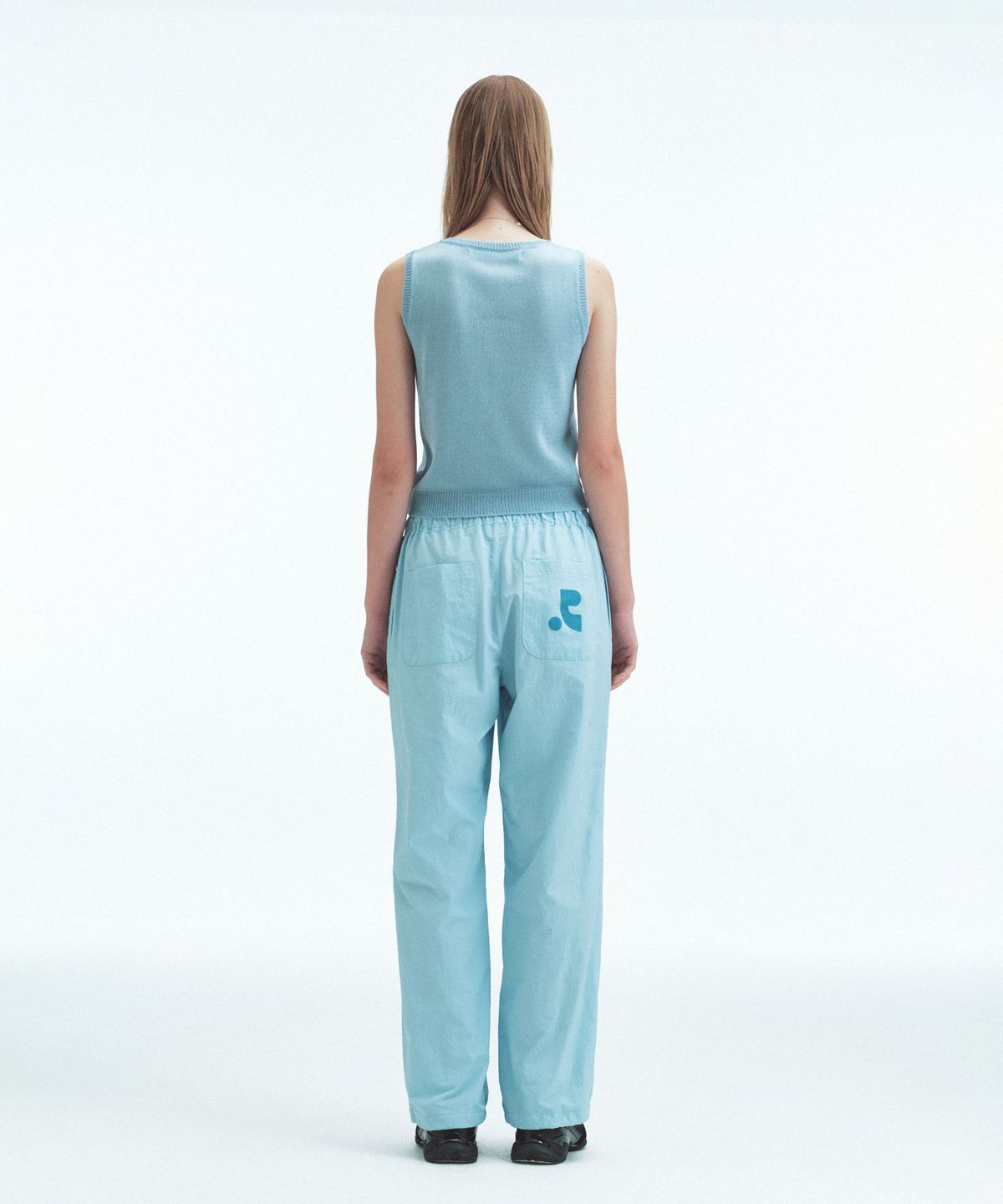 레스트앤레크레이션(REST&RECREATION) HALF BUTTON-UP KNIT VEST - SKY BLUE