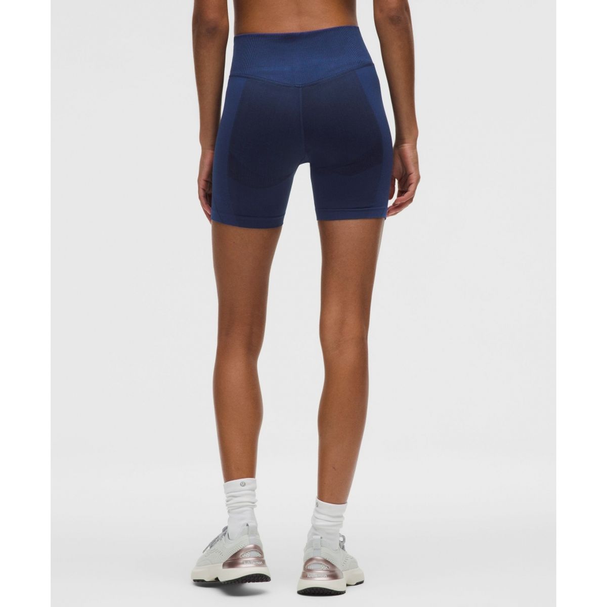 룰루레몬(LULULEMON) 겟 로우 하이라이즈 트레이닝 쇼츠 5inch  DSBU TRNV