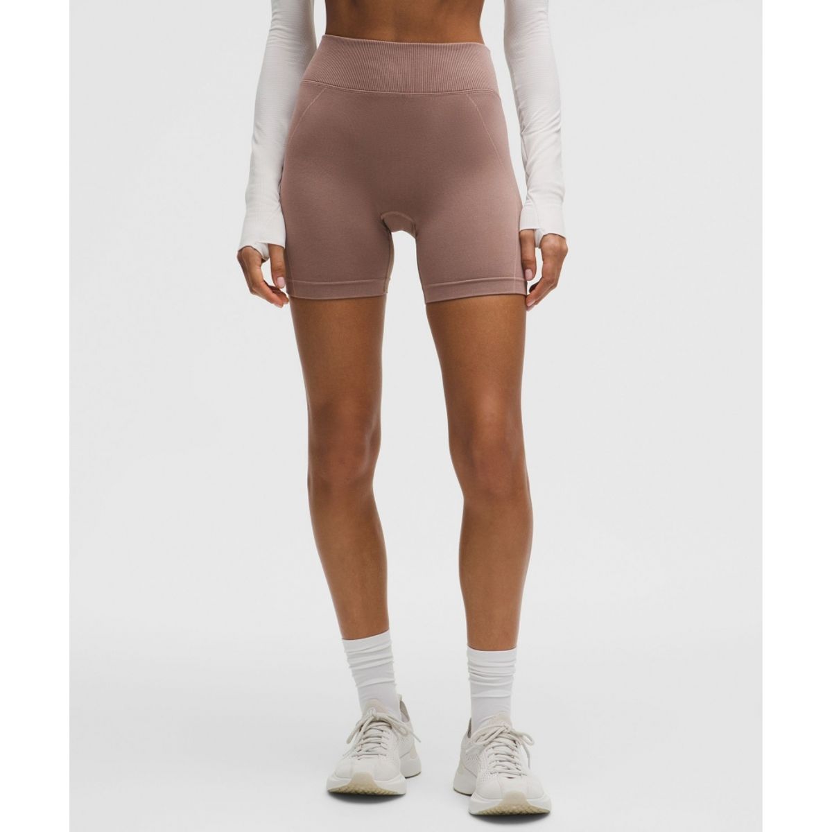 룰루레몬(LULULEMON) 겟 로우 하이라이즈 트레이닝 쇼츠 5inch  TWIG ASHR