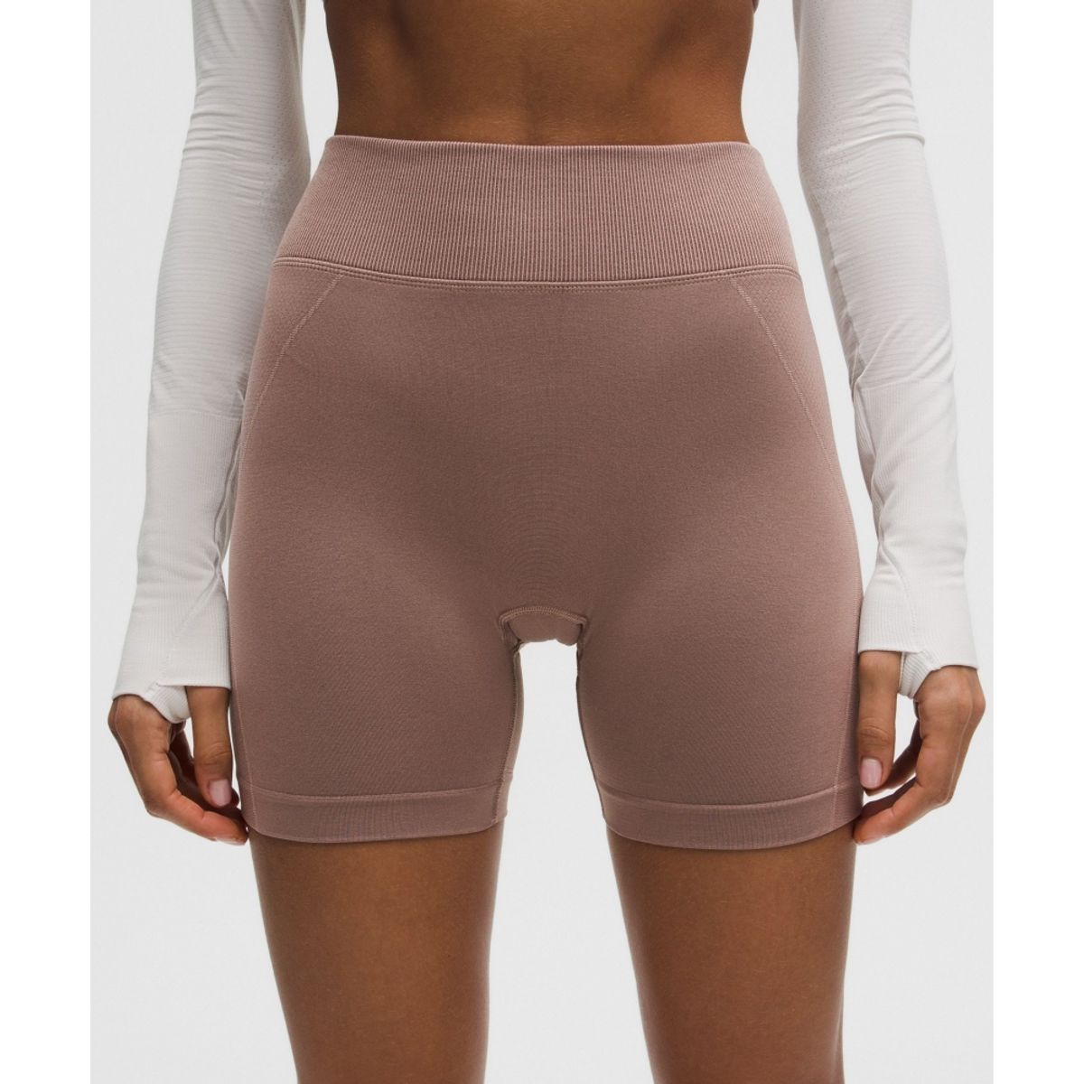 룰루레몬(LULULEMON) 겟 로우 하이라이즈 트레이닝 쇼츠 5inch  TWIG ASHR