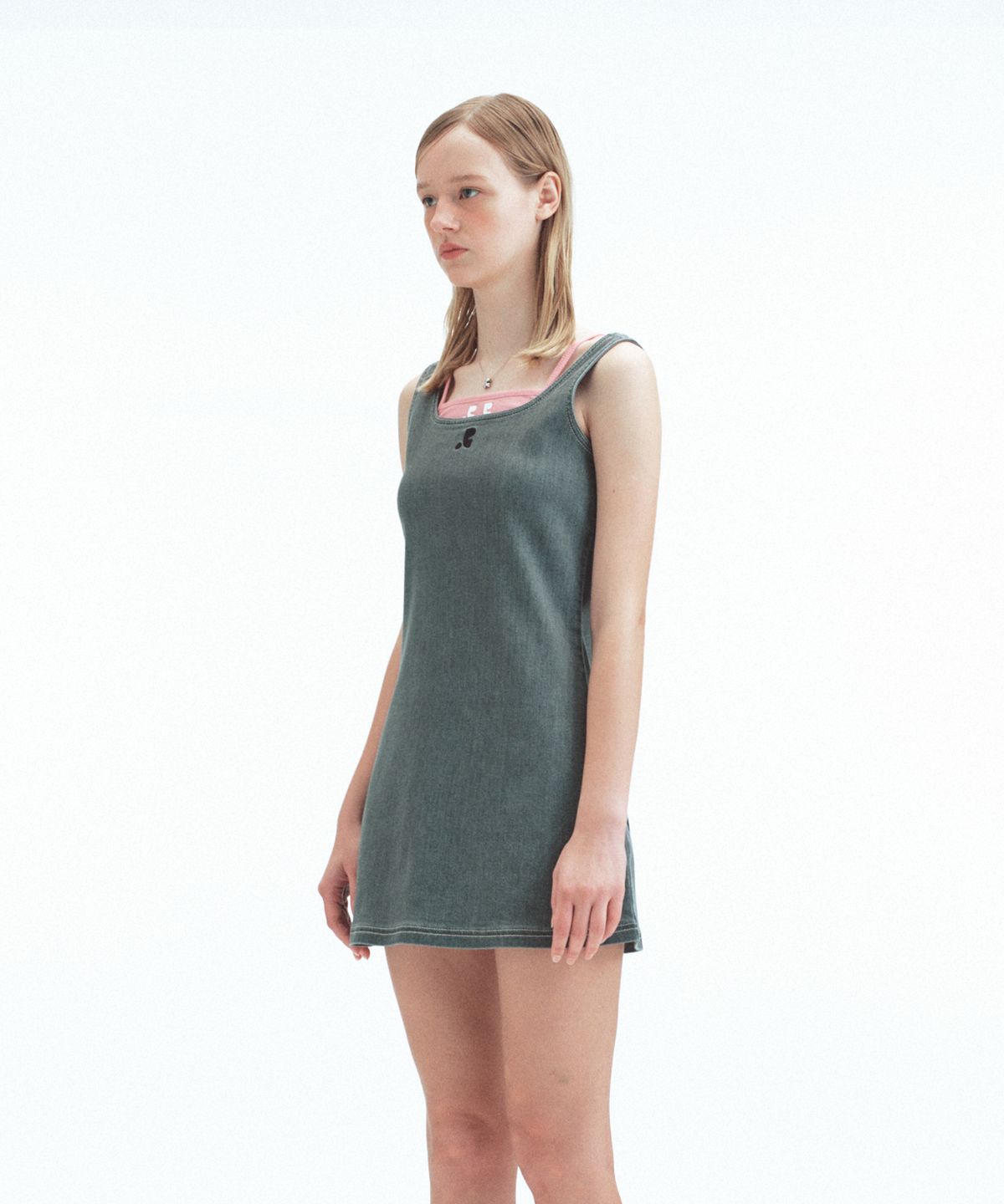 레스트앤레크레이션(REST&RECREATION) DENIM MINI DRESS - GREY