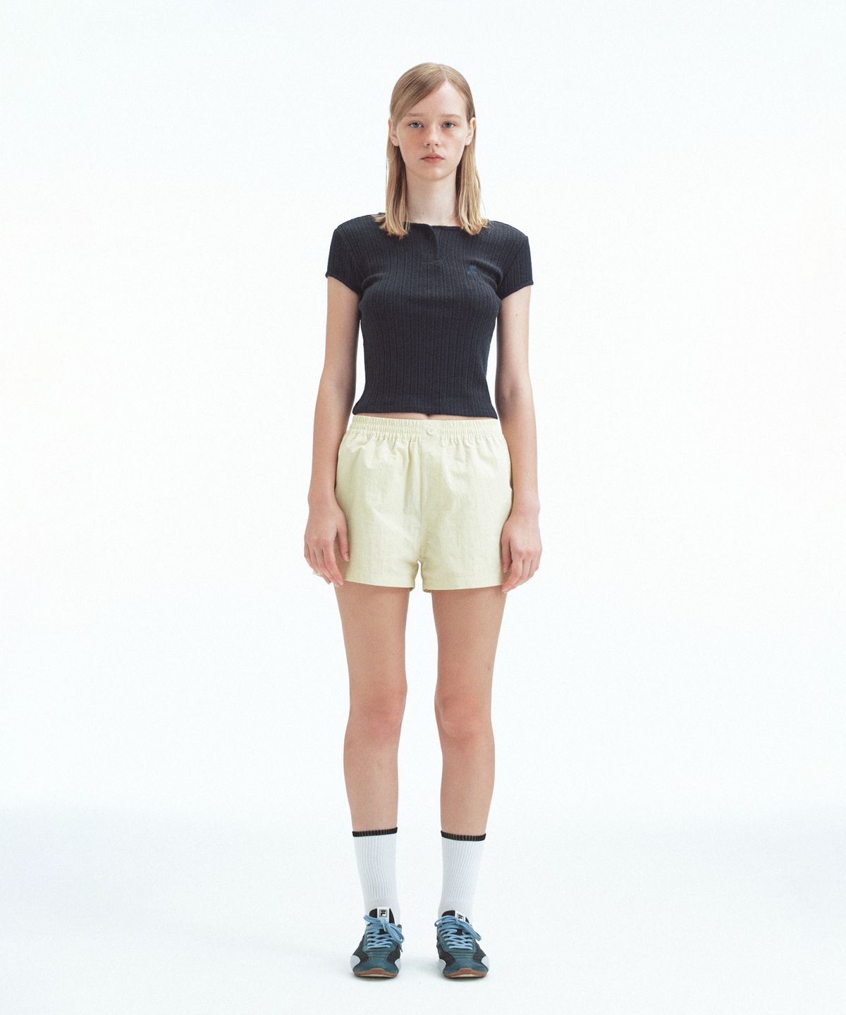 레스트앤레크레이션(REST&RECREATION) BUTTON EASY SHORTS - YELLOW