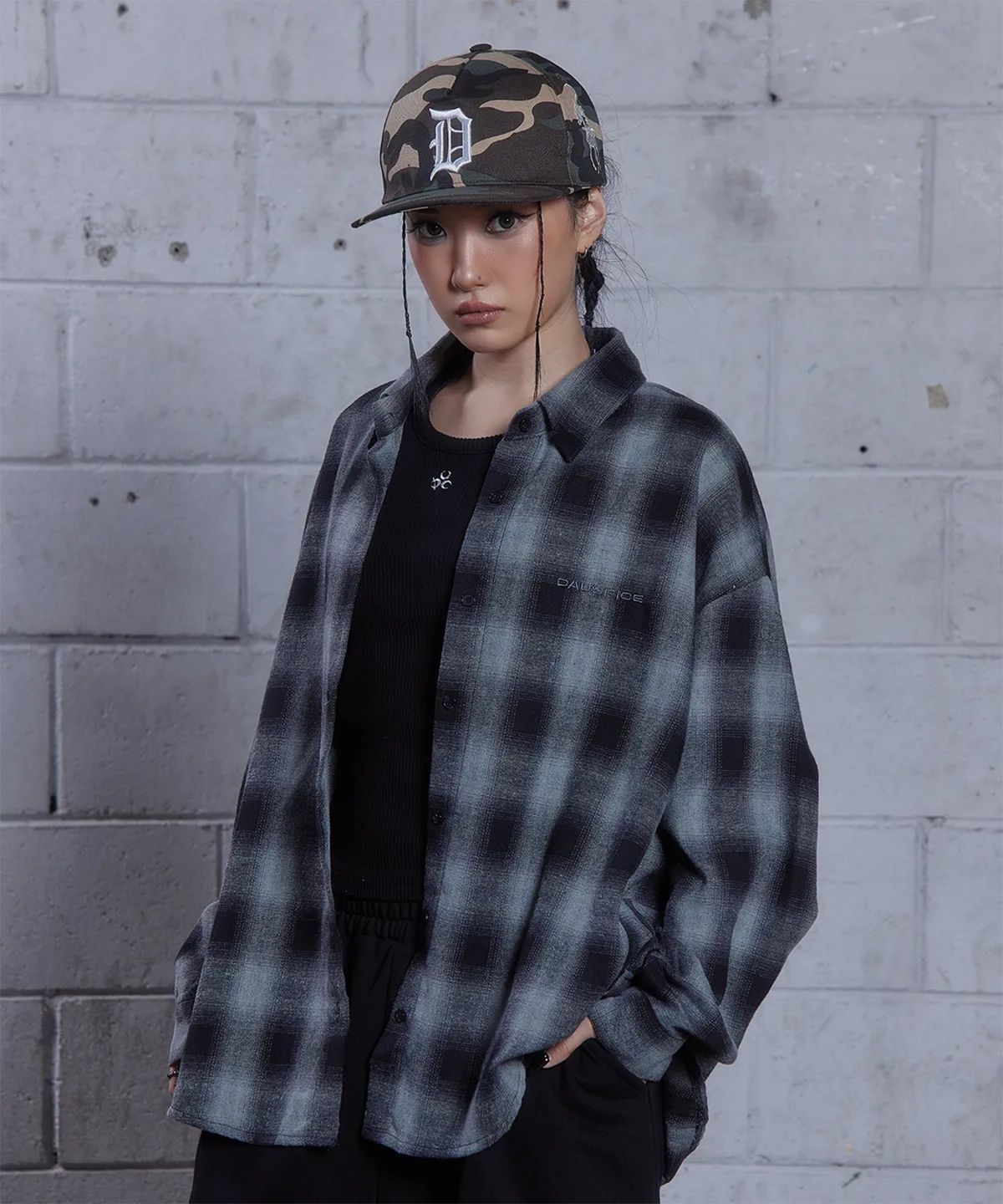 디오스피스(DAUSPICE) (DUC) Logo ombre checkshirt Black