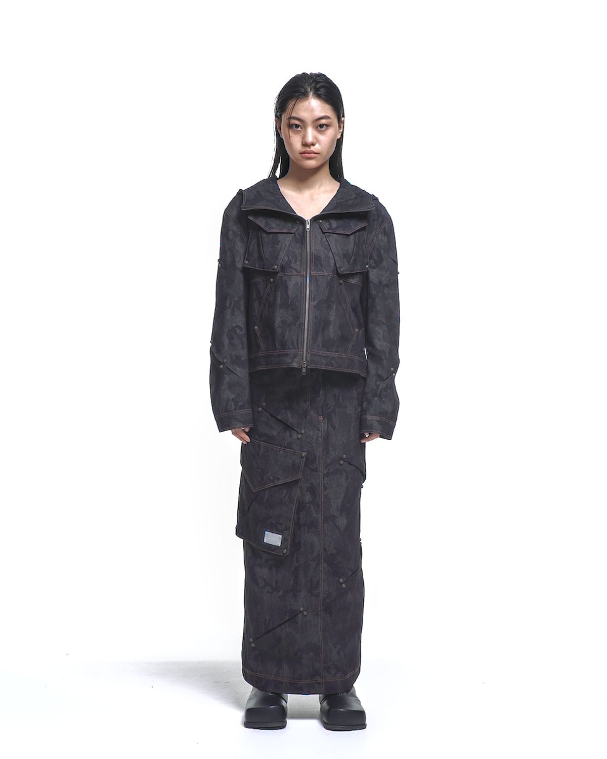 에르 바이 에러리스트(ERR BY ERRORIST) SCAR HOOD DENIM JACKET [BLACK CAMO]