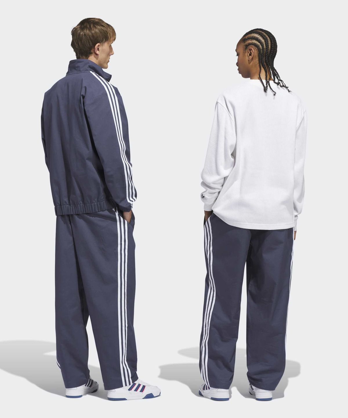 아디다스(ADIDAS) 스케이트보딩 우븐 슈퍼스타 트랙 팬츠 - 쉐도우네이비 / KS8224
