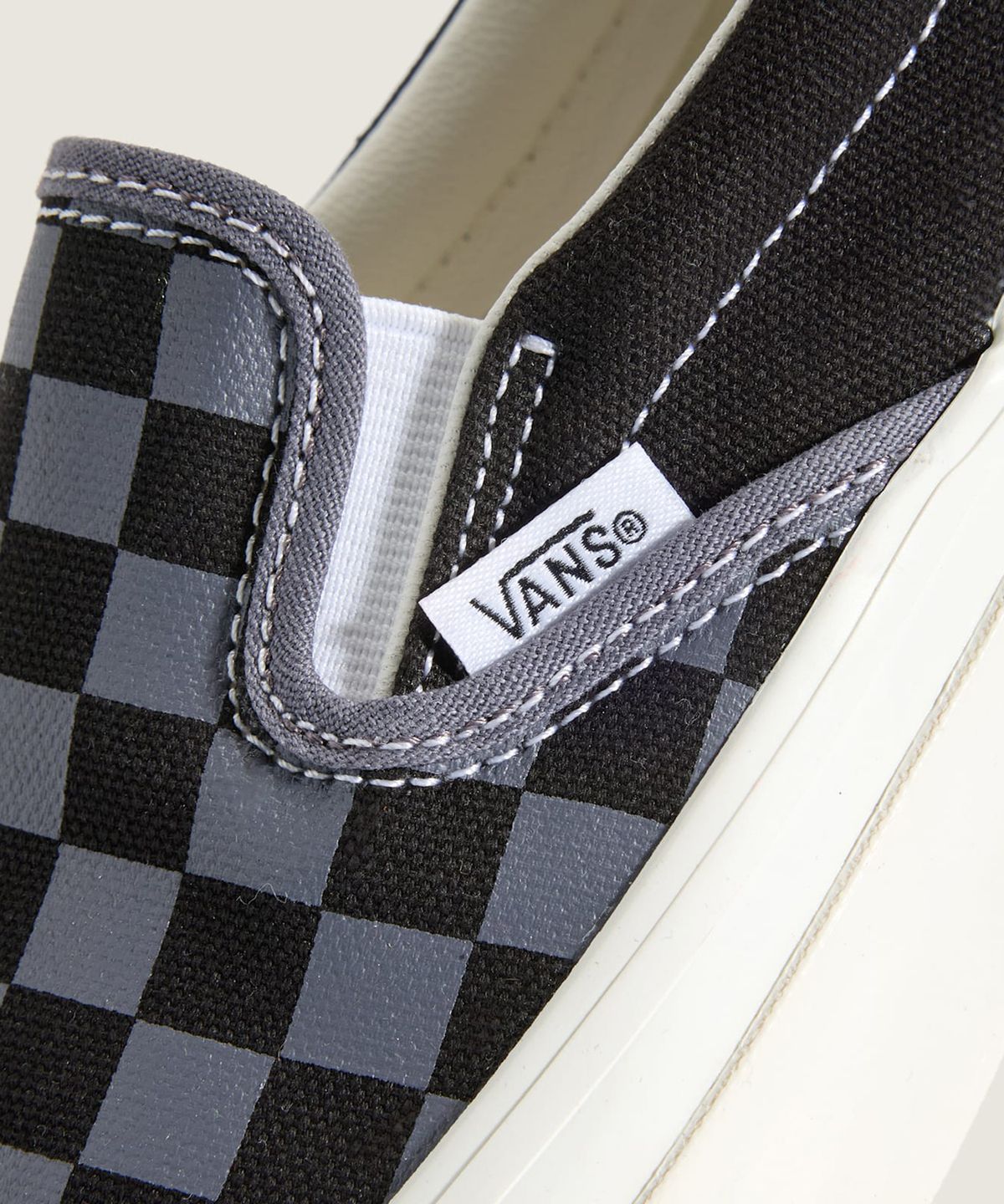 반스(VANS) 프리미엄 클래식 슬립온 LX - (체커보드) 스틸 쉐도우 / VN000D9PFSM1
