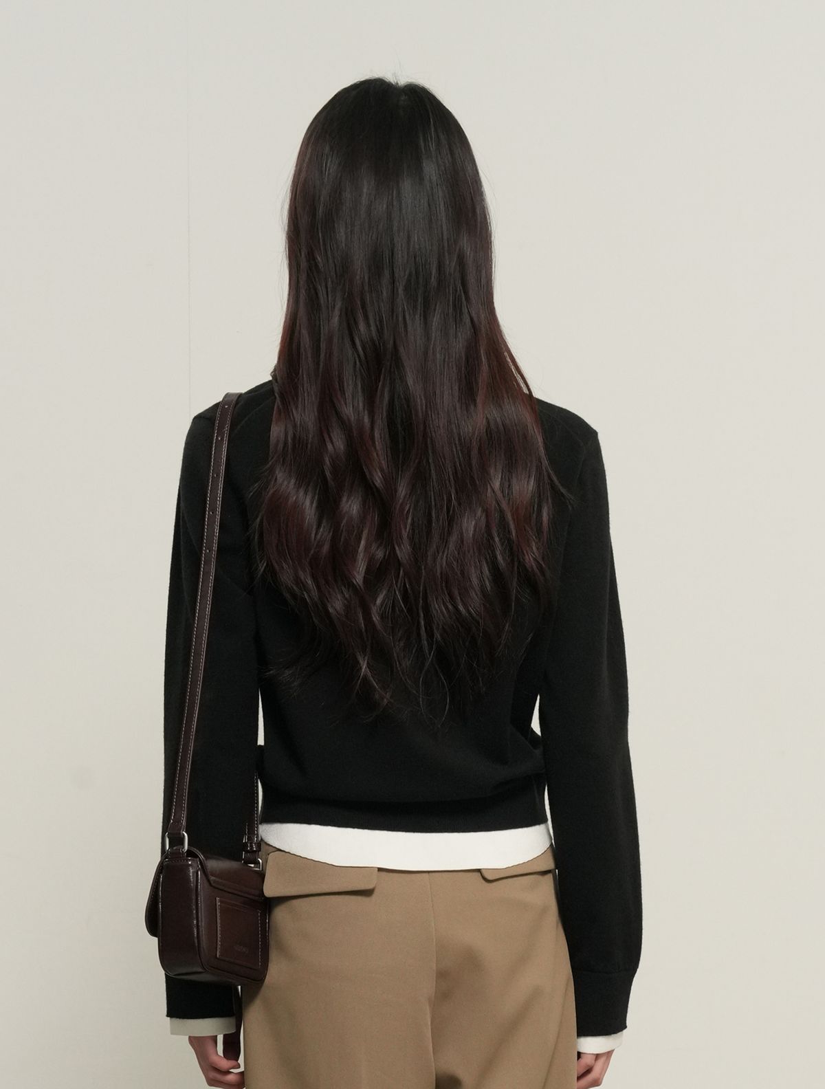 제너럴아이디어(GENERALIDEA) 릴렉스드 카라 레이어드 풀오버 [BLACK] / GF7LKP502