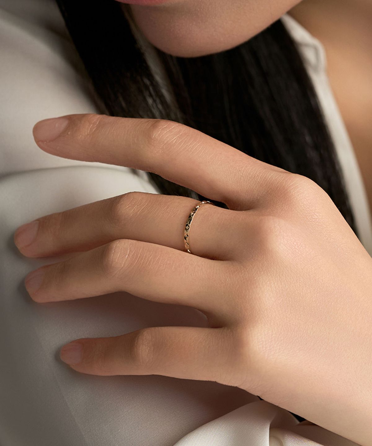로이드(LLOYD) 샤이닝 컷팅 14K 골드 반지 LRS25065G
