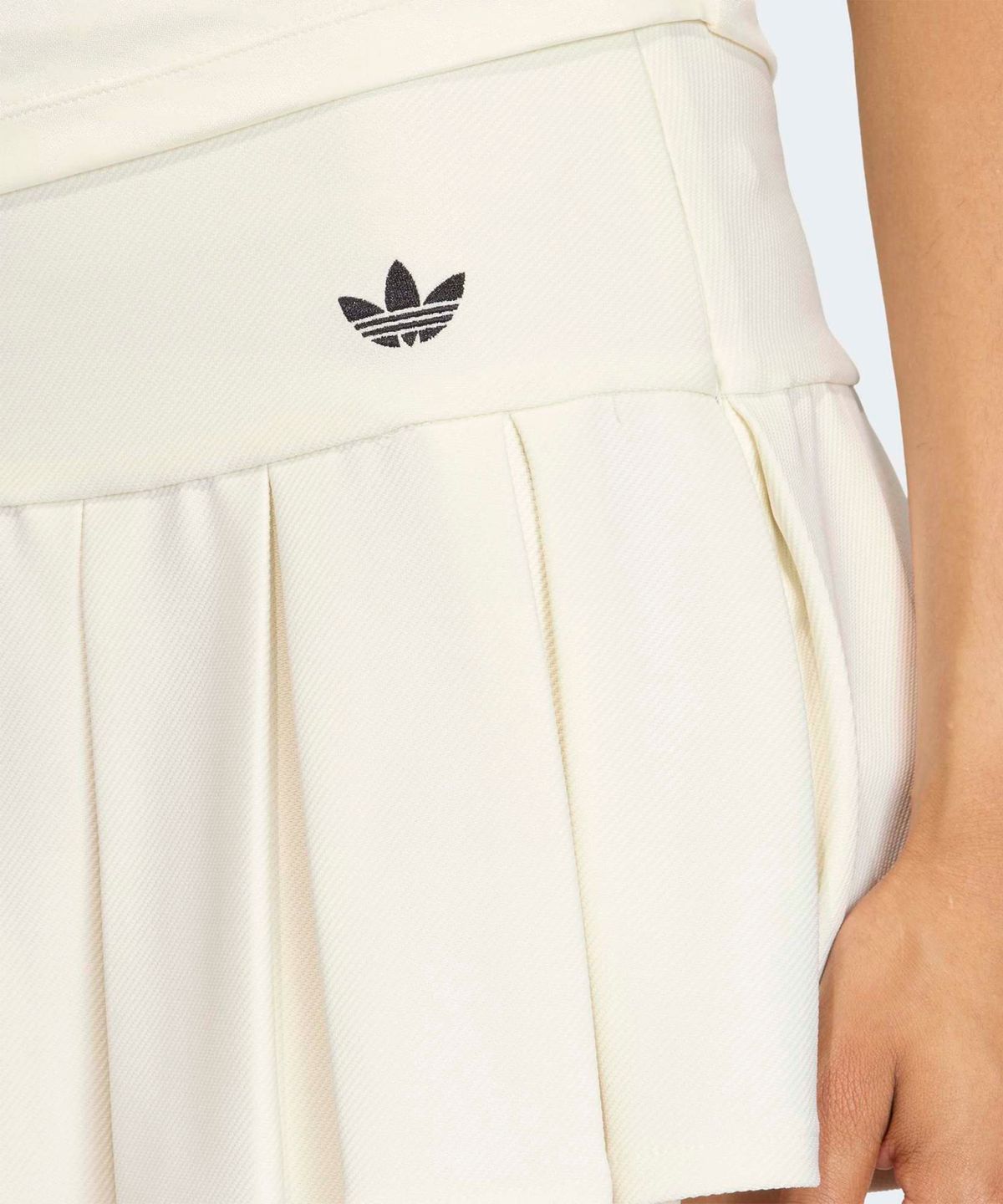 아디다스(ADIDAS) 로우 웨이스트 스포츠 스커트 - 화이트 / KC9095
