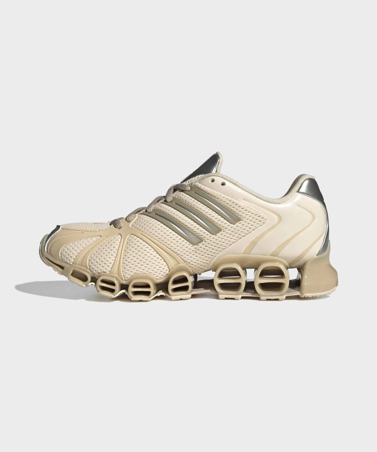 아디다스(ADIDAS) 메가 고스트라이드 - 원더화이트:원더베이지 / KI6543