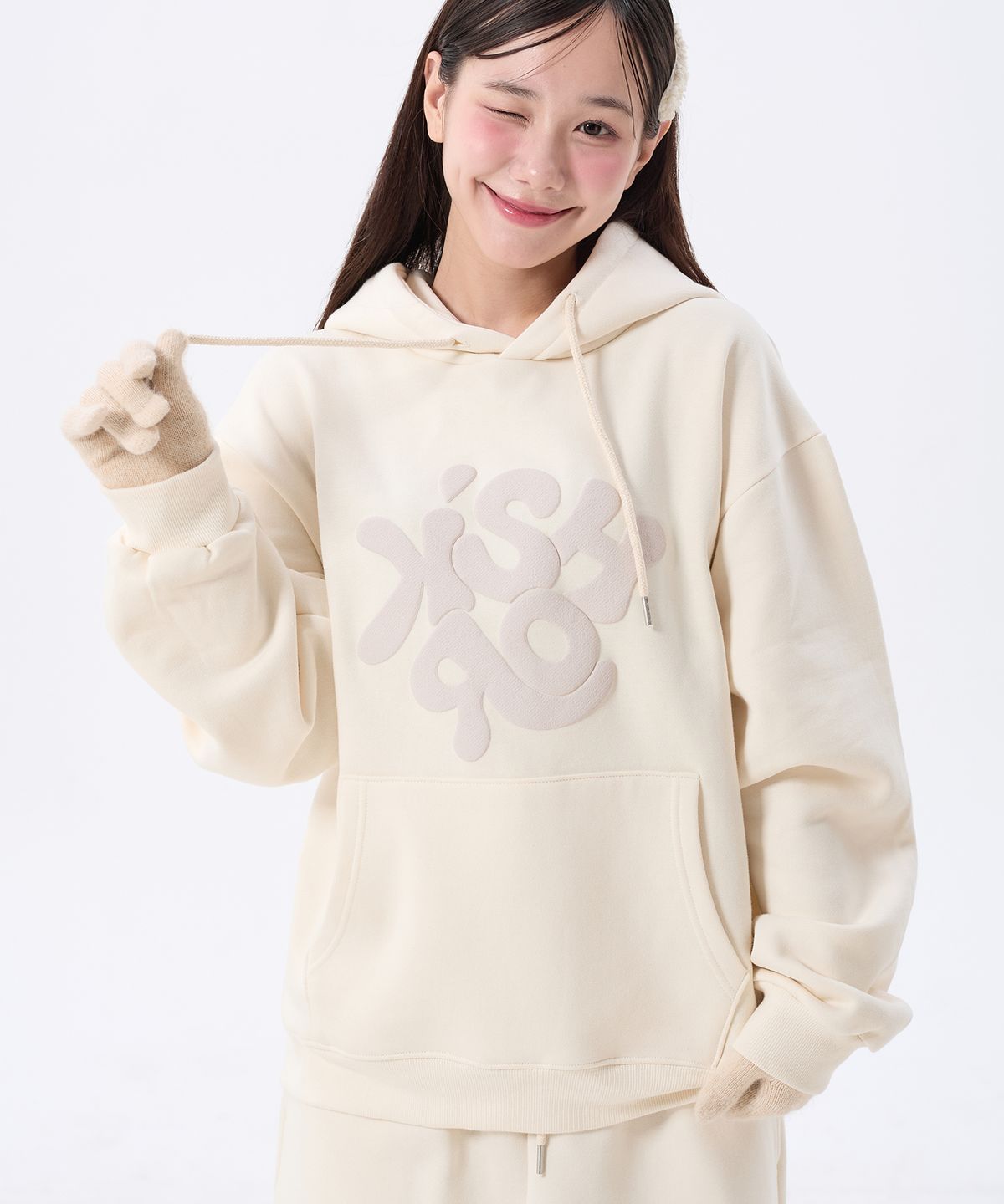 키쇼르(KISHOR) (기모) Puff Logo Hoodie Ivory