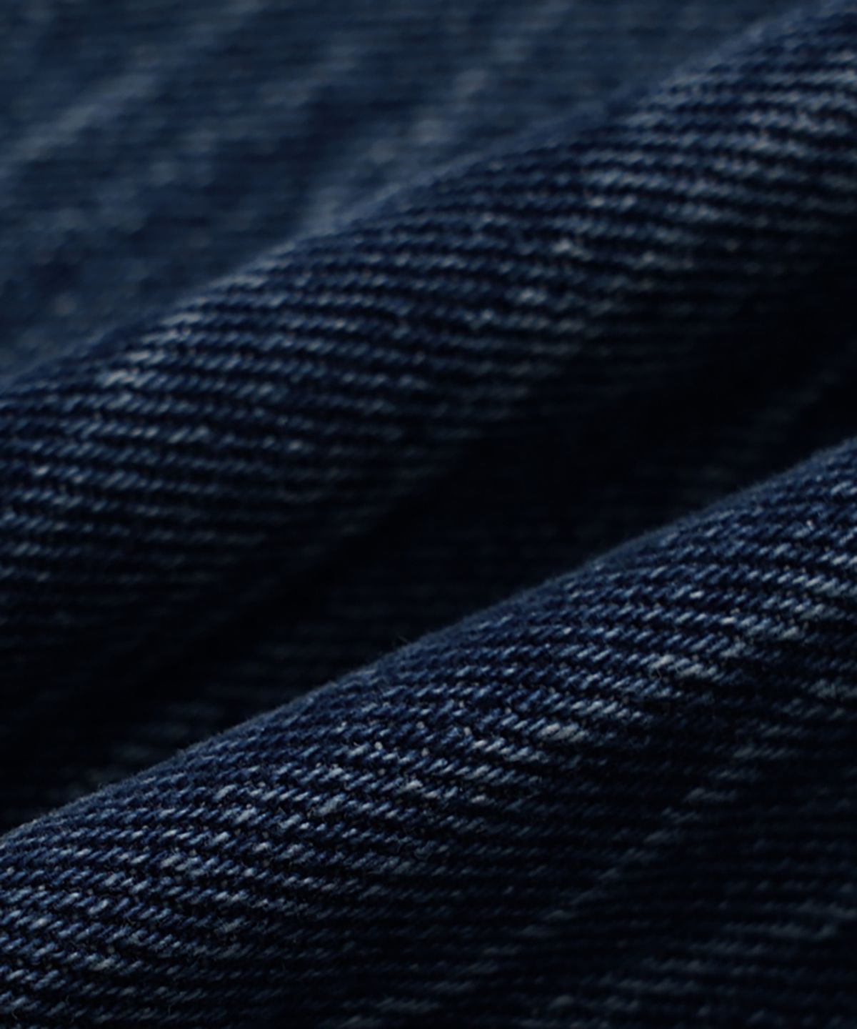 코너블레스(CORNERBLESS) FAKE LEATHER MIXED CARGO DENIM PANTS
