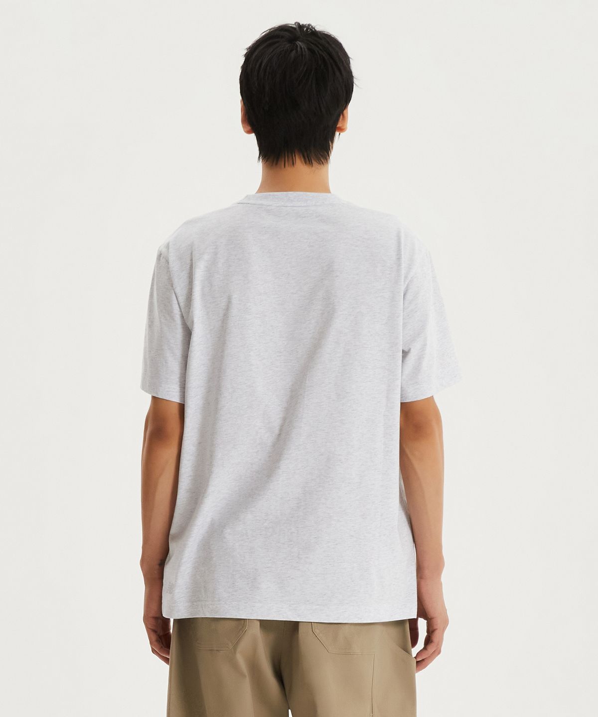 뉴발란스(NEW BALANCE) NBNEG21203 / UNI 에센셜 스몰로고 반팔티 (LIGHT GRAY)