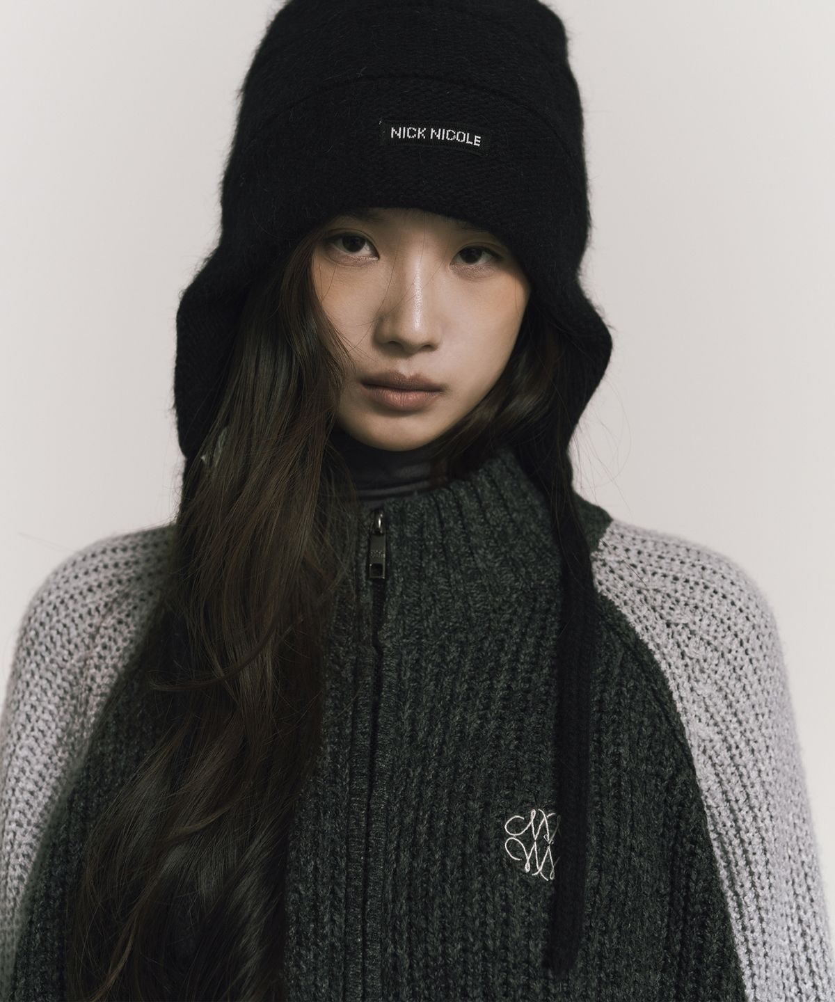 닉앤니콜(NICK&NICOLE) RAGLAN RIB HALF ZIP KNIT CARDIGAN_CHARCOAL
