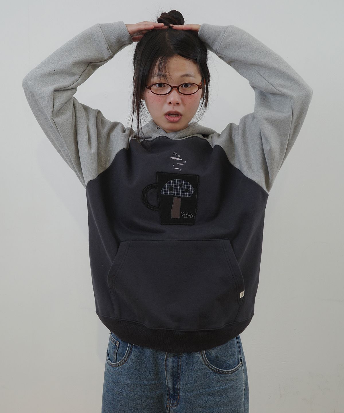 나츠(NAATS) Mushroom Soup Hoodie, navy