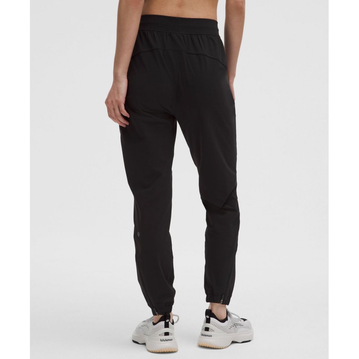 룰루레몬(LULULEMON) 어댑티드 스테이트 하이라이즈 조거 *아시아 핏  BLK