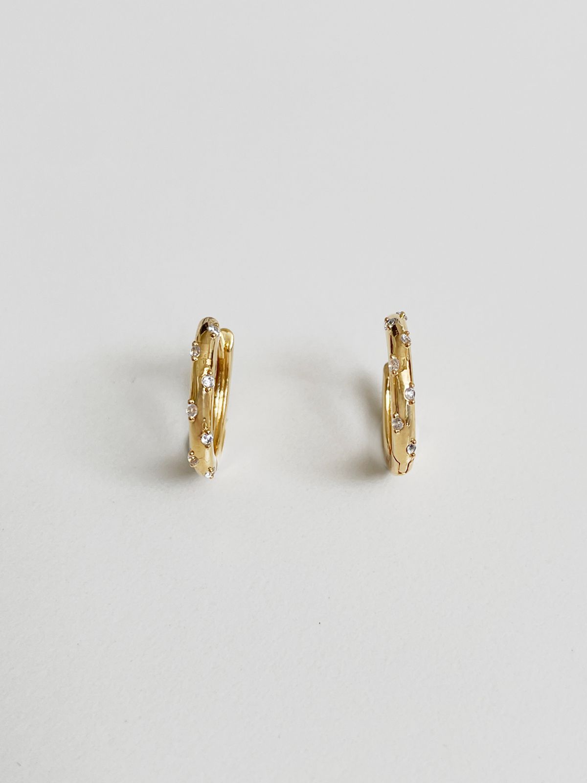 엘리오나(ELYONA) ELA 36 Sparkle Ring Earrings