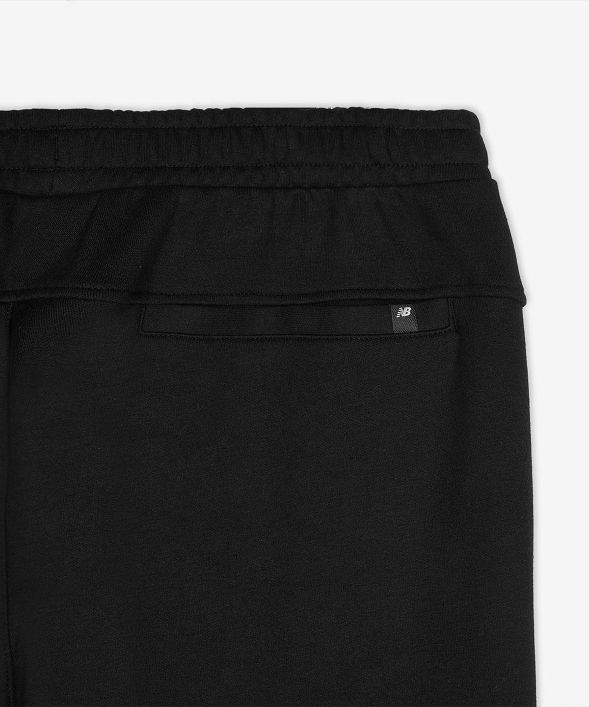 뉴발란스(NEW BALANCE) NBMLG11203 / UNI 에센셜 조거 팬츠 (BLACK)