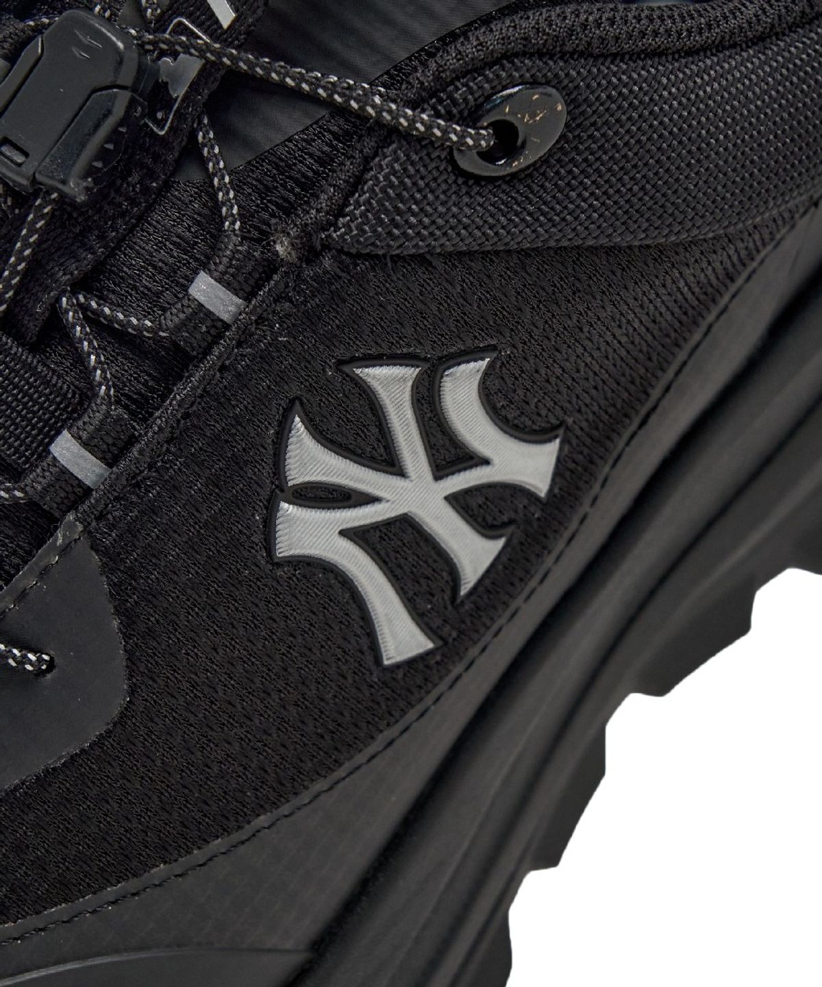 엠엘비(MLB) 범프 청키 GTX NY (Black)