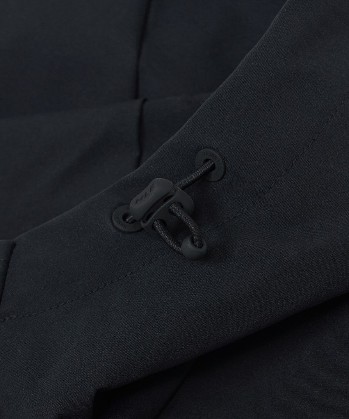 엠엘비(MLB) 고프코어 2L 커브 바람막이 NY (Black)