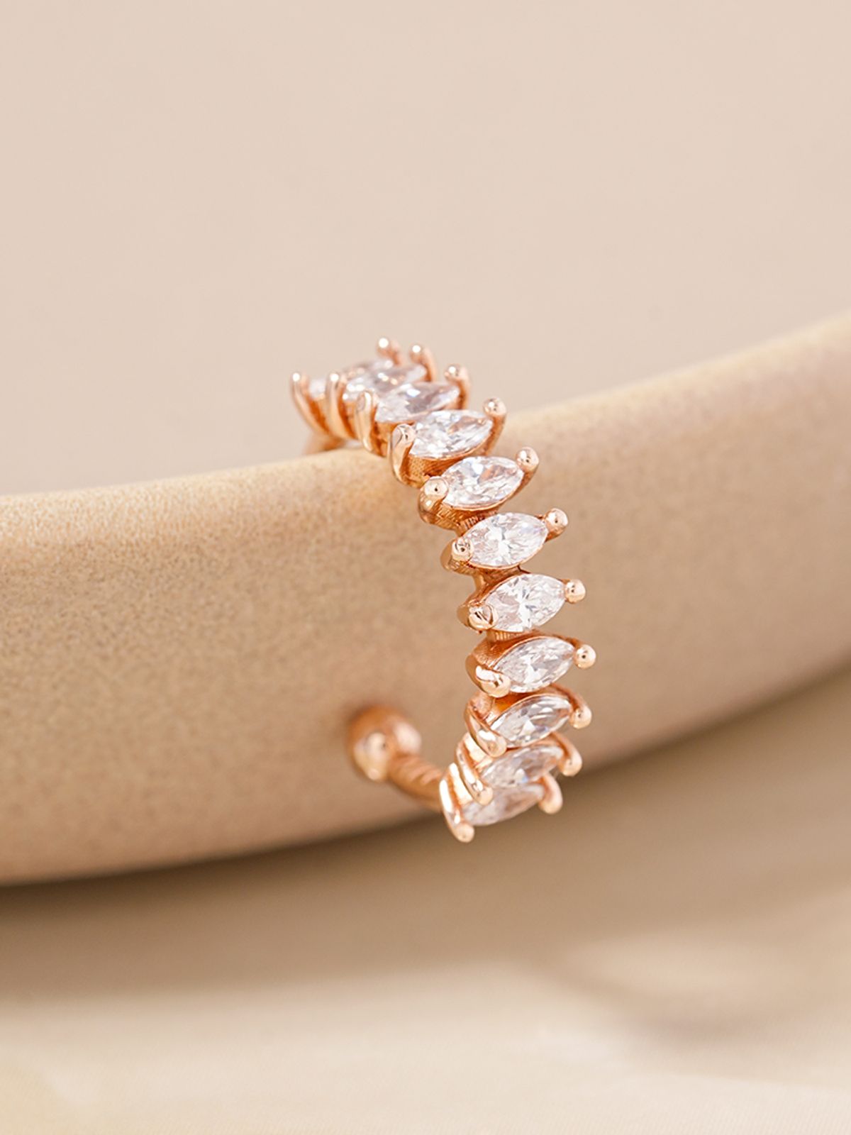 미니멀피어싱(MINIMALPIERCING) 14K 18K 샤인 크리스탈 이어커프 귀찌