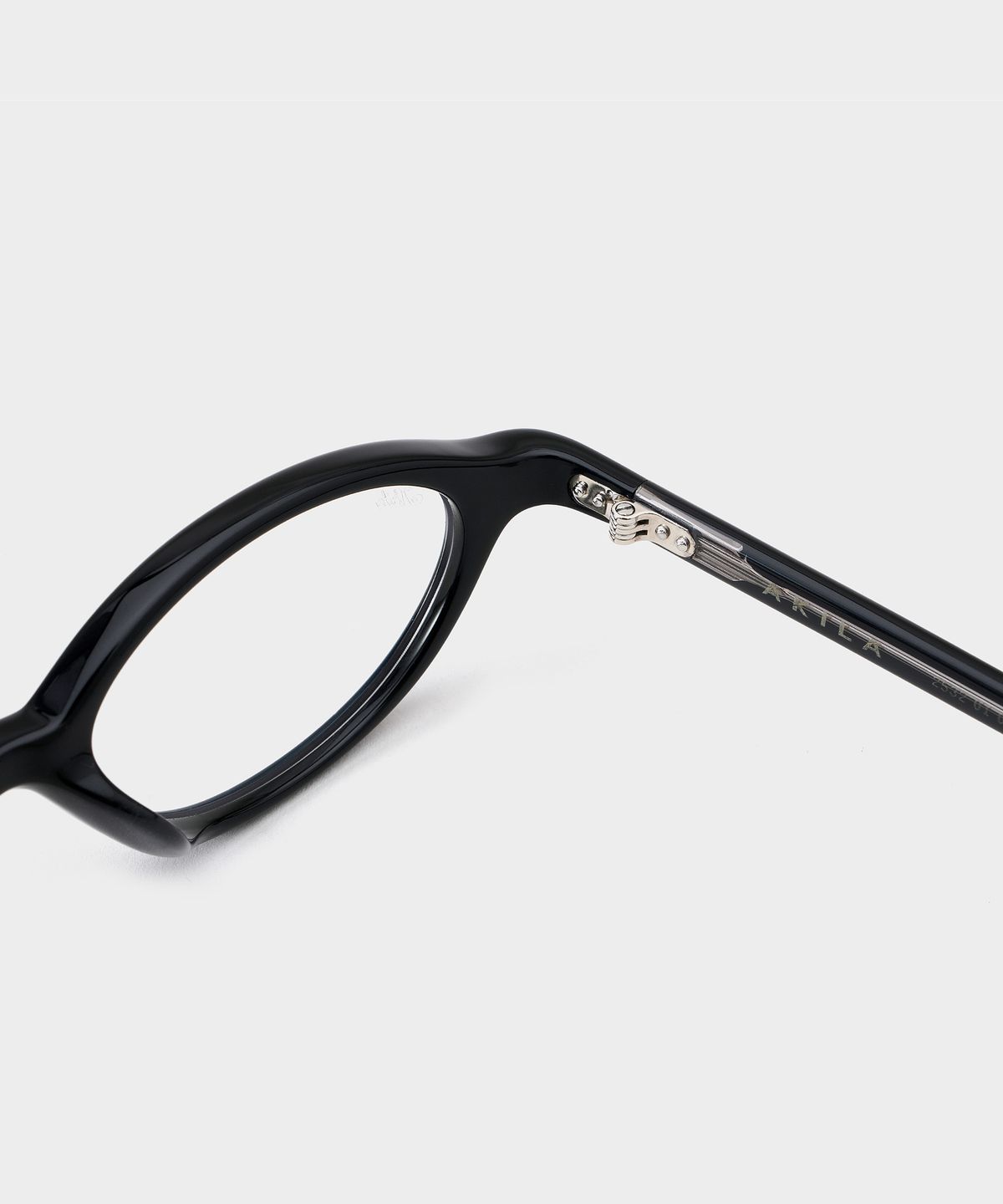 아킬라(AKILA) ALIEN 2532 01 09 Black 50Size