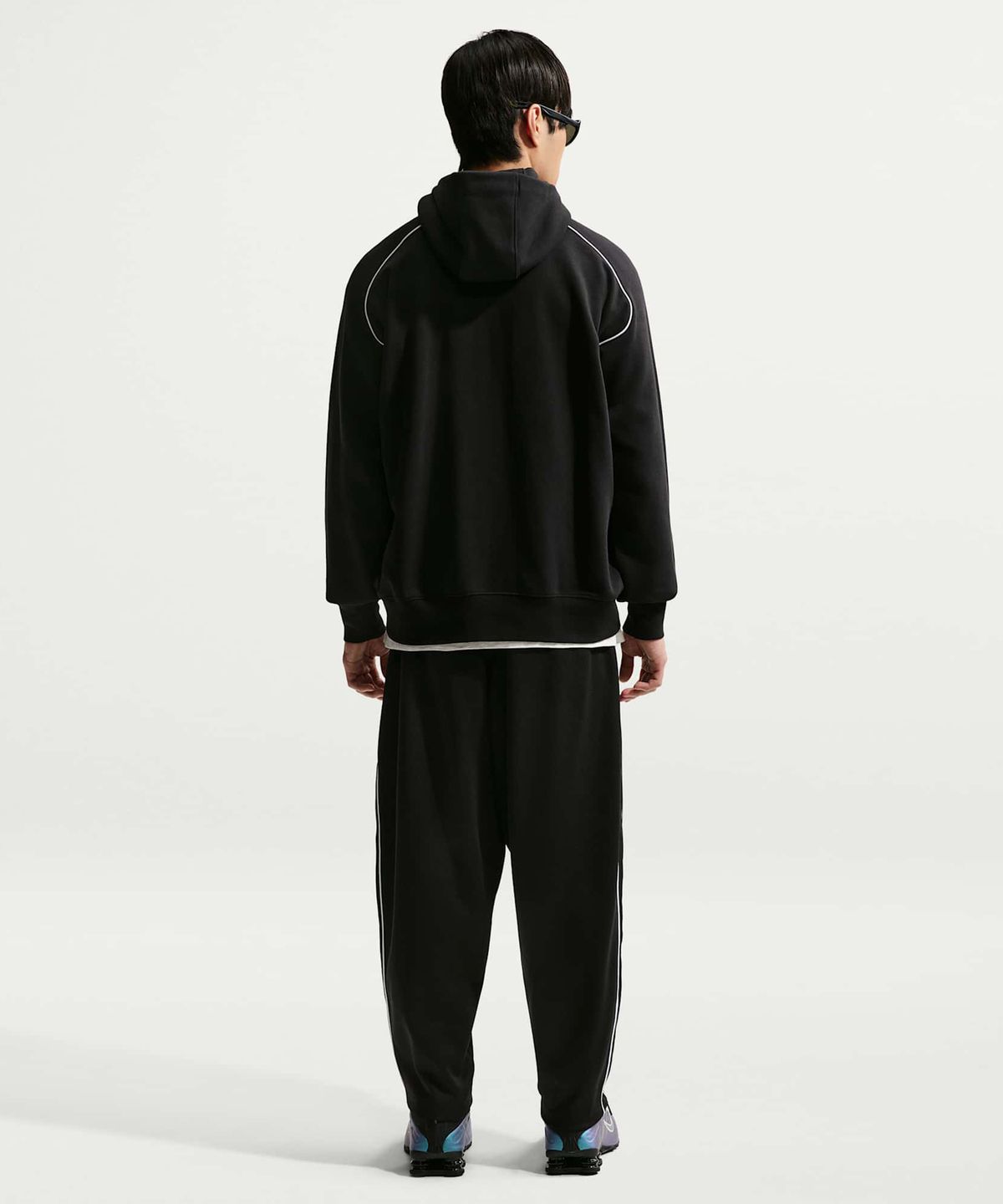 나이키(NIKE) 스포츠웨어 클럽 오버사이즈 니트 트랙 팬츠 M - 블랙:화이트:블랙:화이트 / HV1416-010