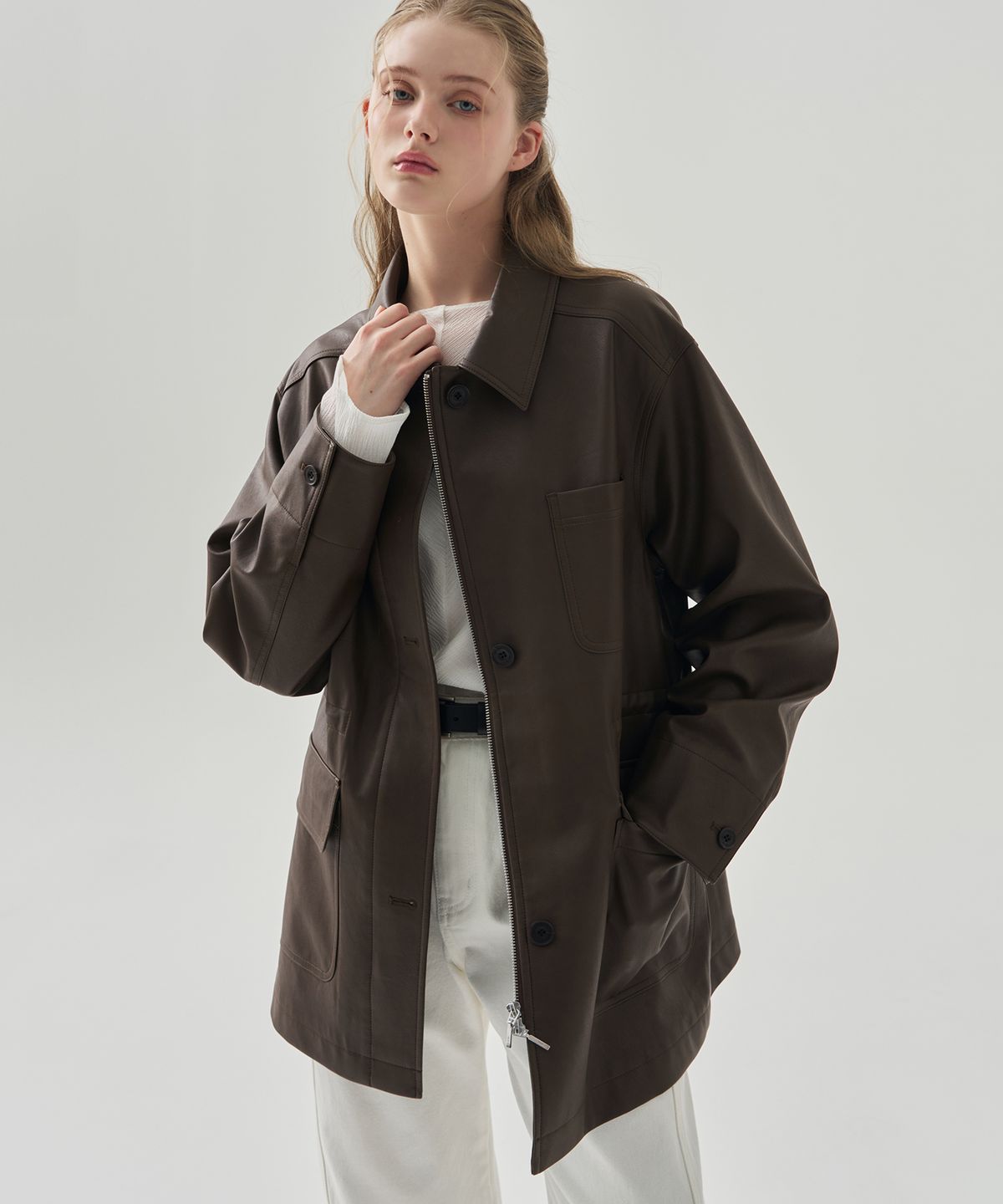 드로우핏 우먼(DRAWFIT WOMEN) 싱글 레더 하프 자켓 [BROWN]