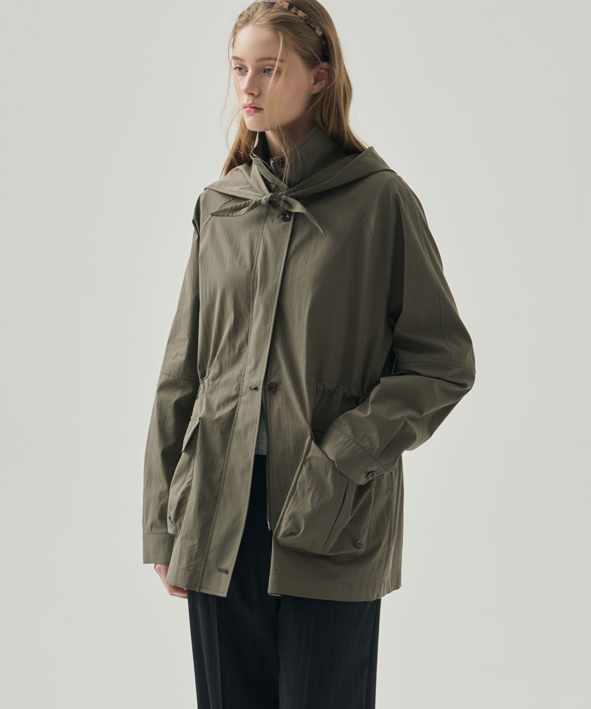 드로우핏 우먼(DRAWFIT WOMEN) 쿠쉬 포켓 집업 하프 점퍼 [KHAKI]